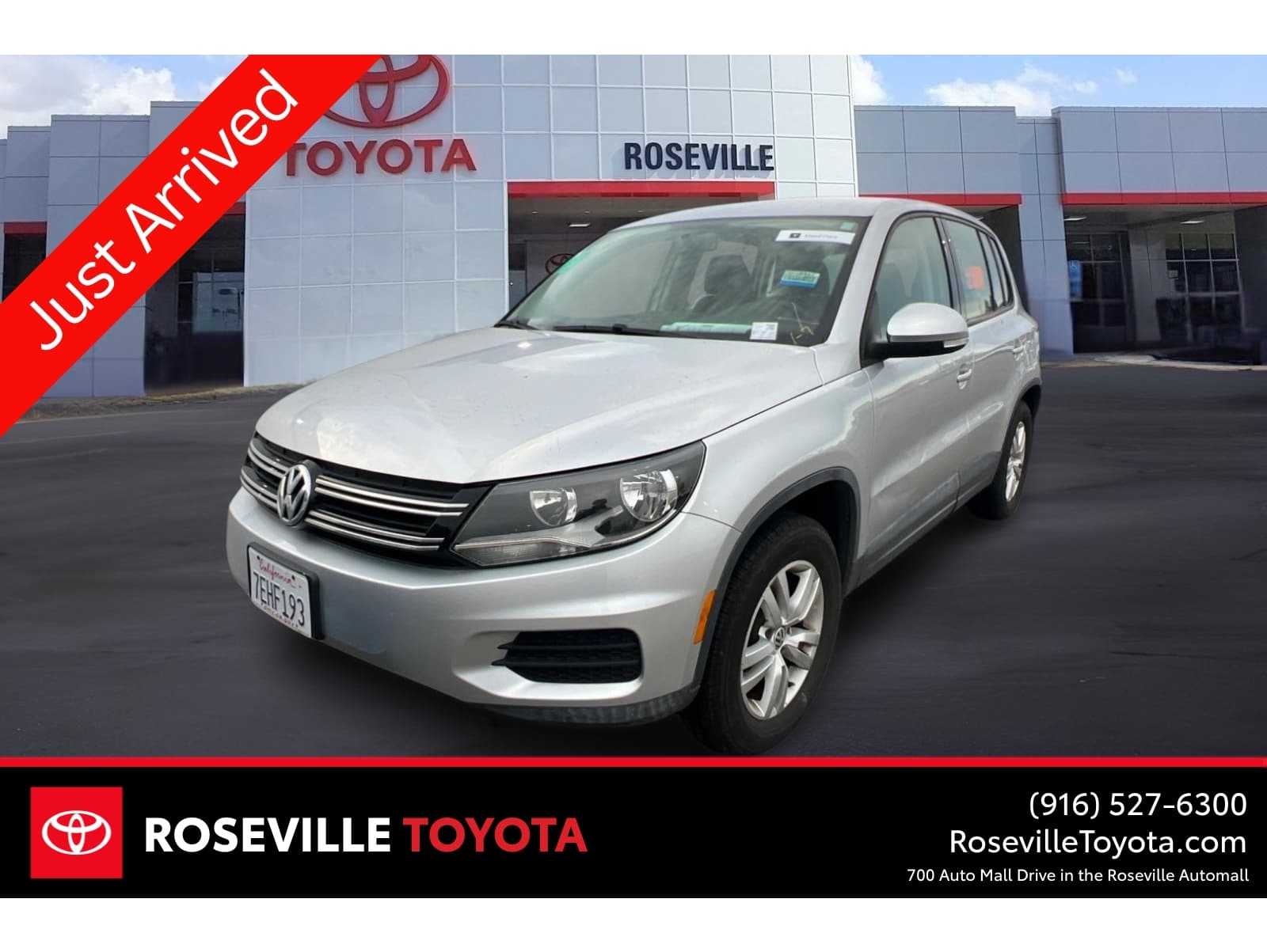 2014 Volkswagen Tiguan S's photo