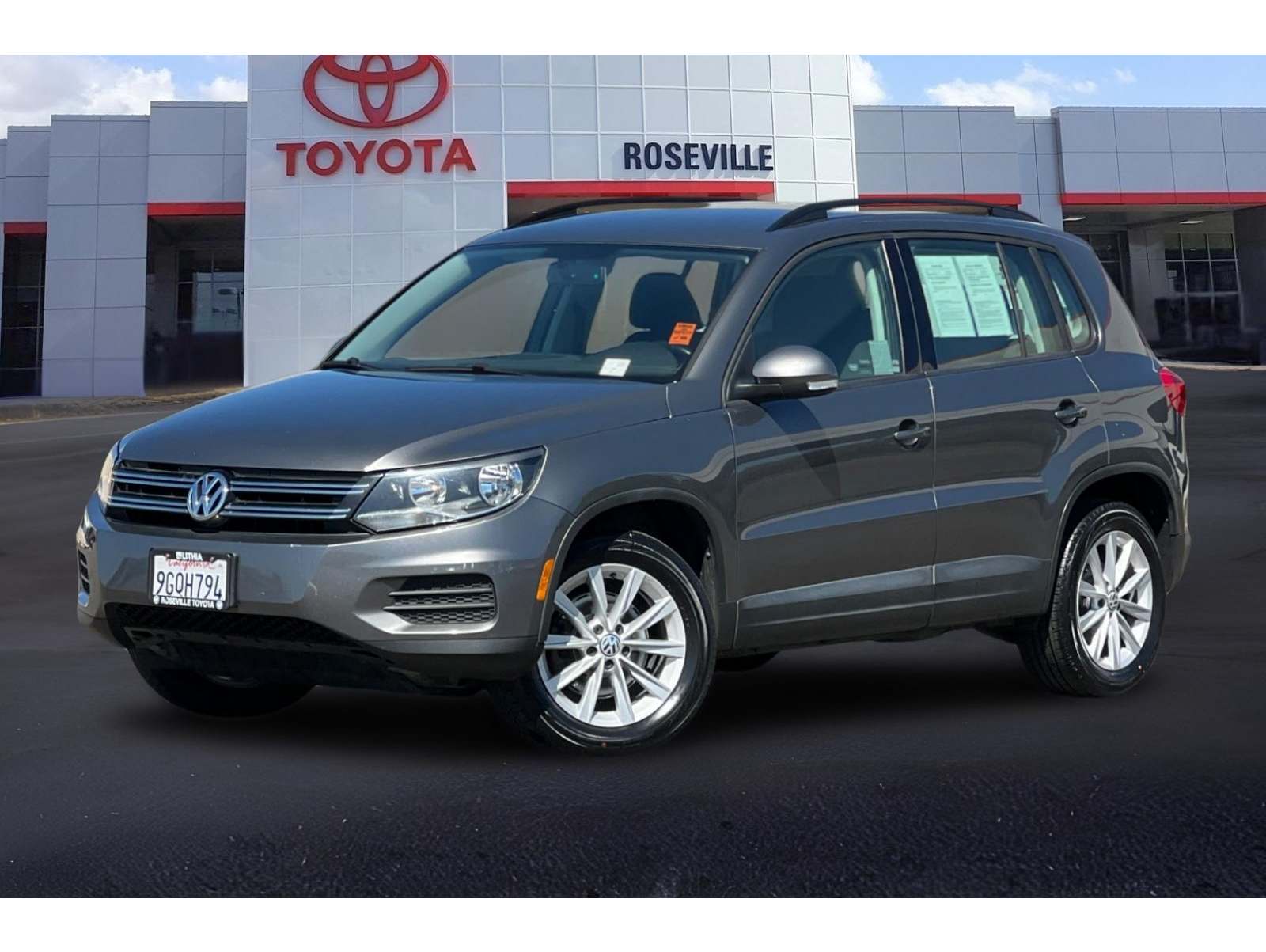 2017 Volkswagen Tiguan Limited Base