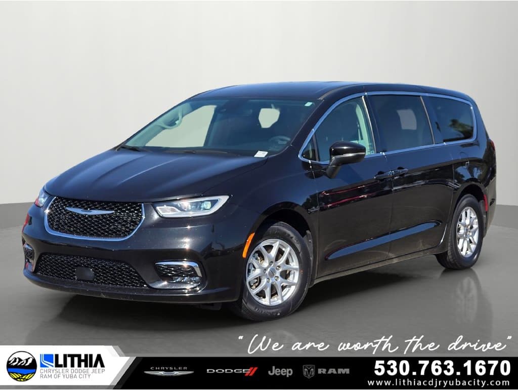 2023 Chrysler Pacifica Touring L