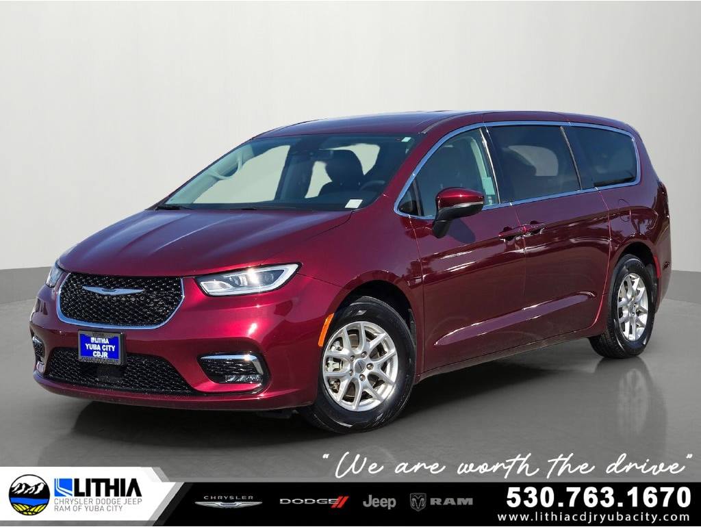 2023 Chrysler Pacifica Touring L