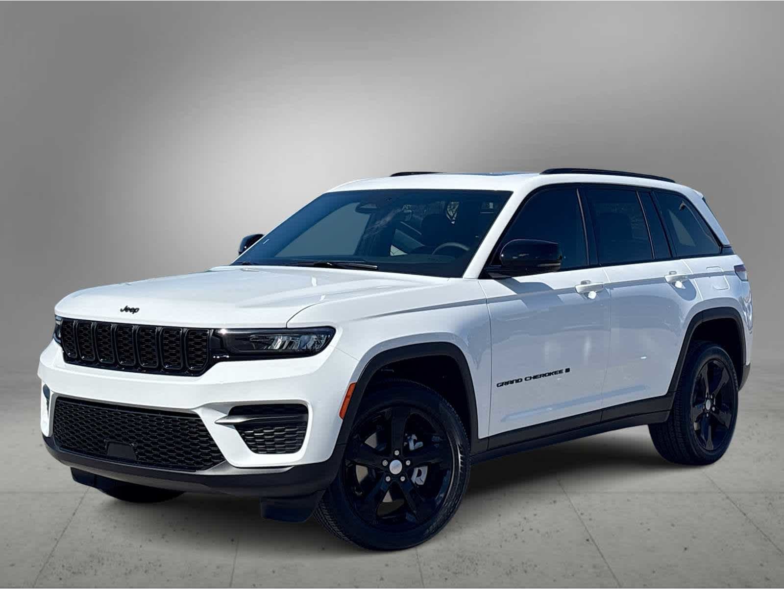 2025 Jeep Grand Cherokee Altitude's photo