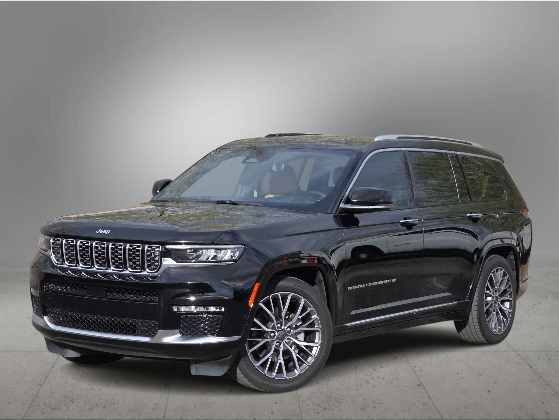 2021 Jeep Grand Cherokee L Summit Reserve's photo