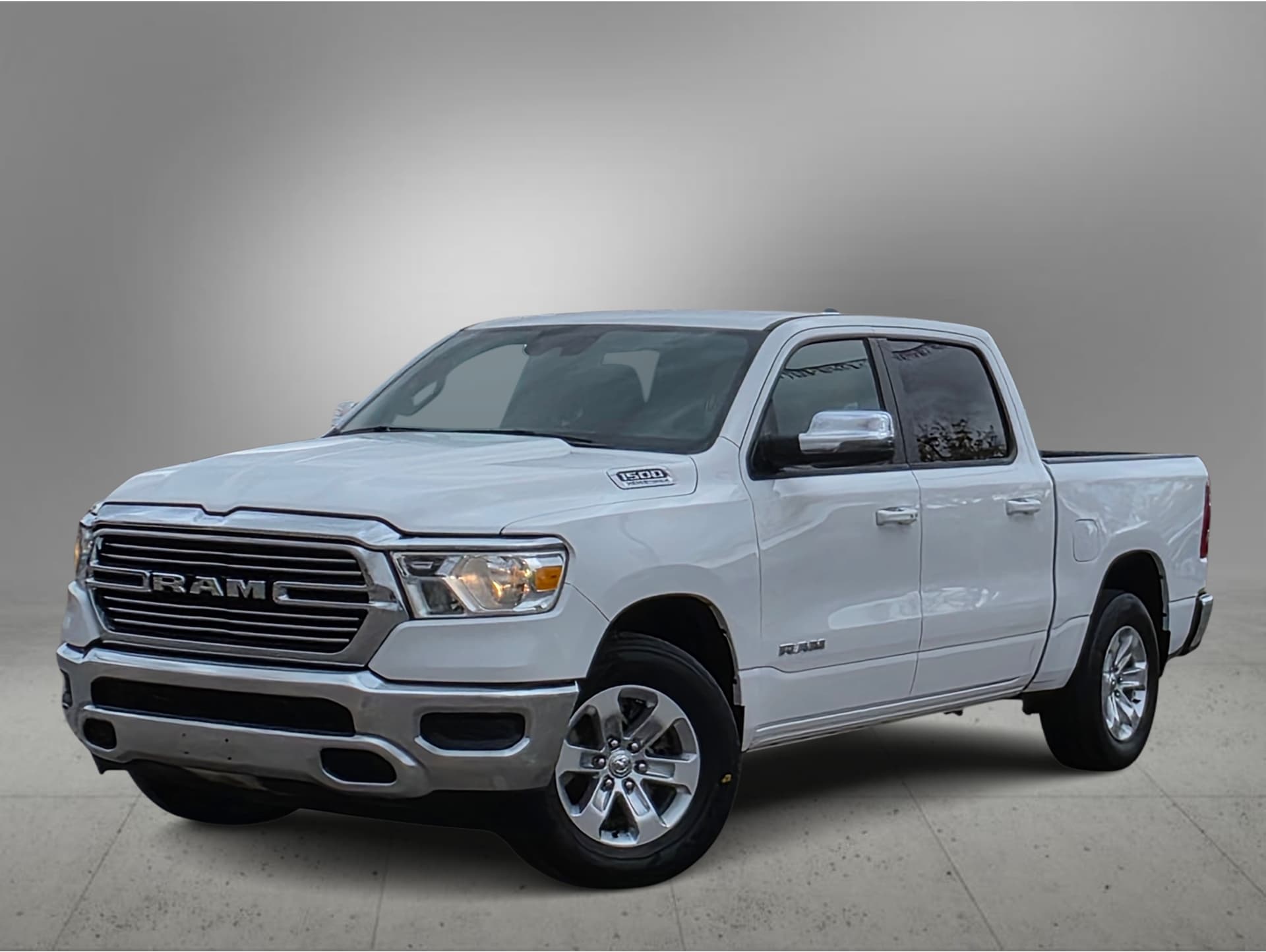 2024 RAM Ram 1500 Pickup Laramie's photo