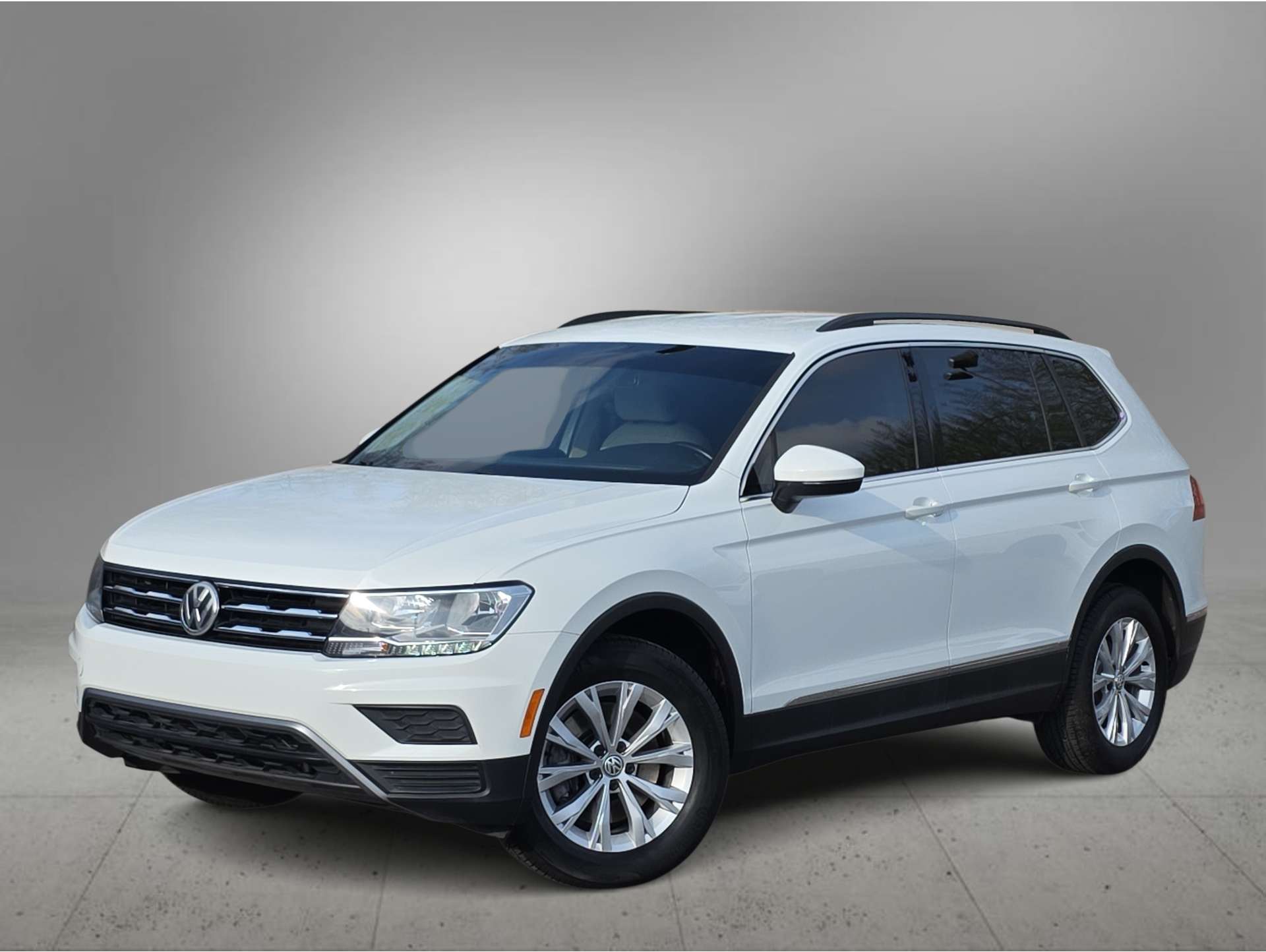 2018 Volkswagen Tiguan SE's photo