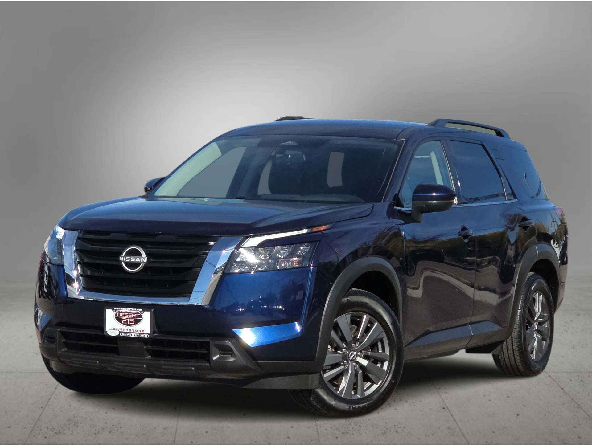 2023 Nissan Pathfinder SV's photo