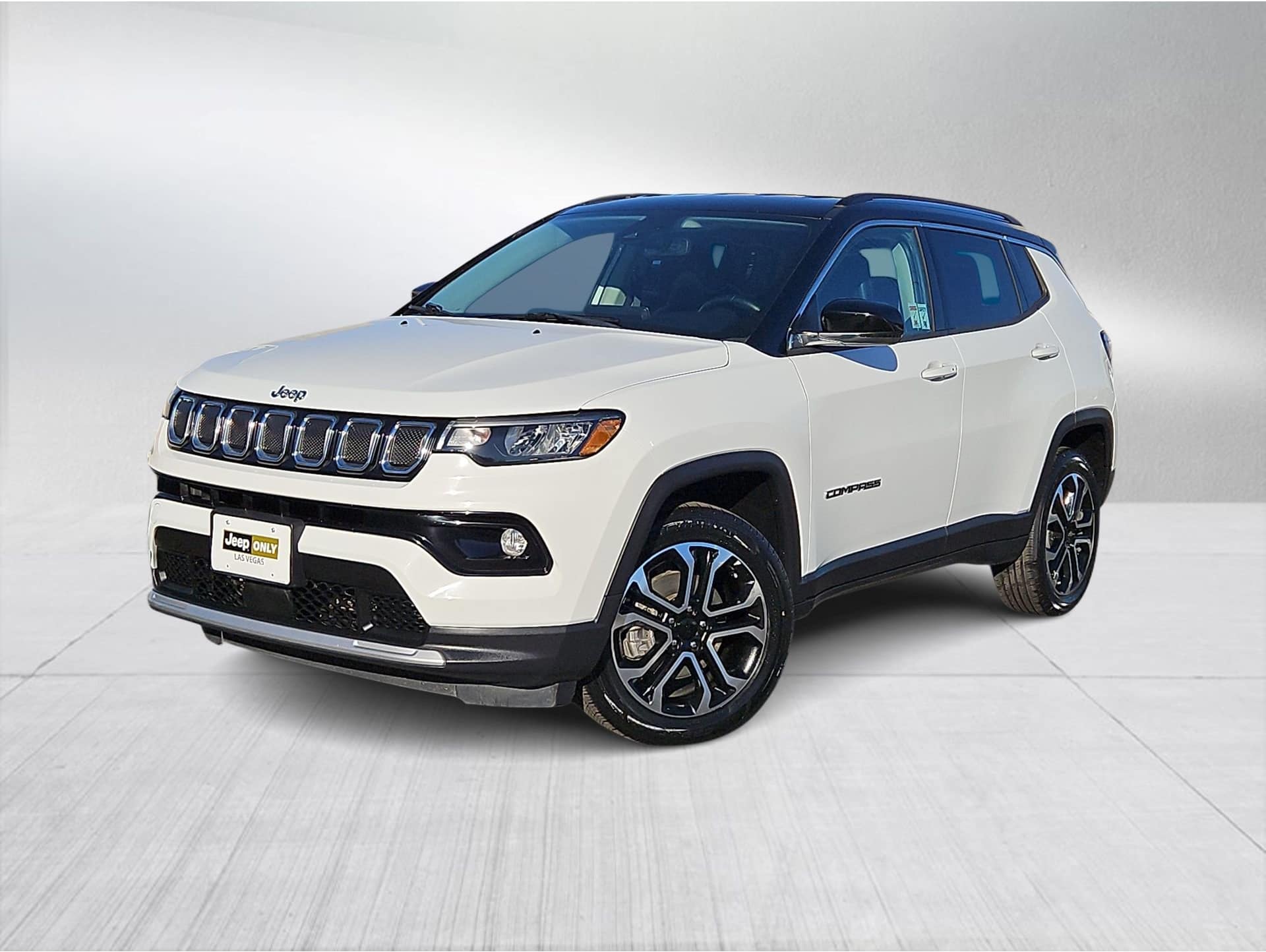 2022 Jeep Compass Limited's photo