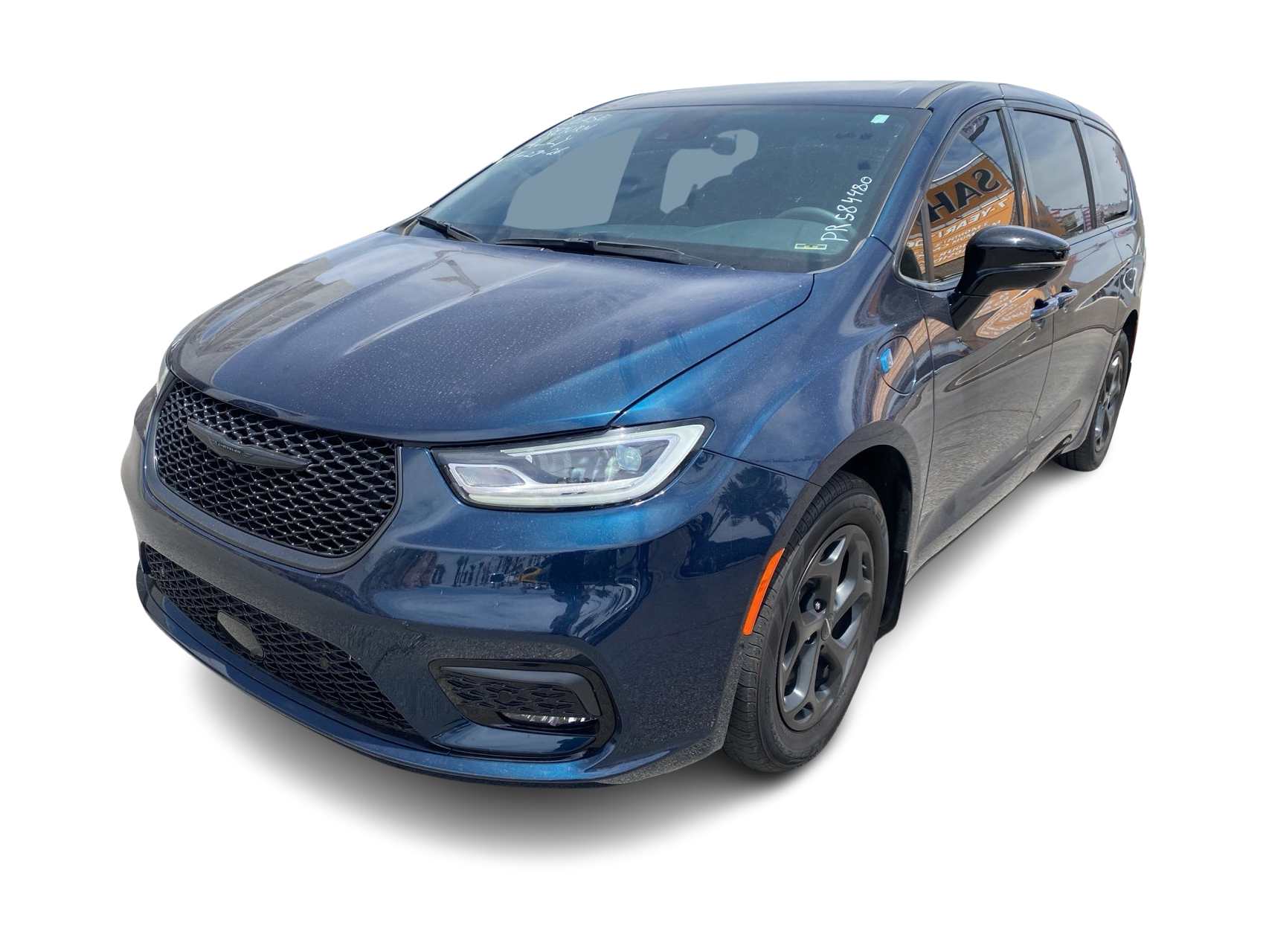 Thumbnail: 2023 Chrysler Pacifica - 1