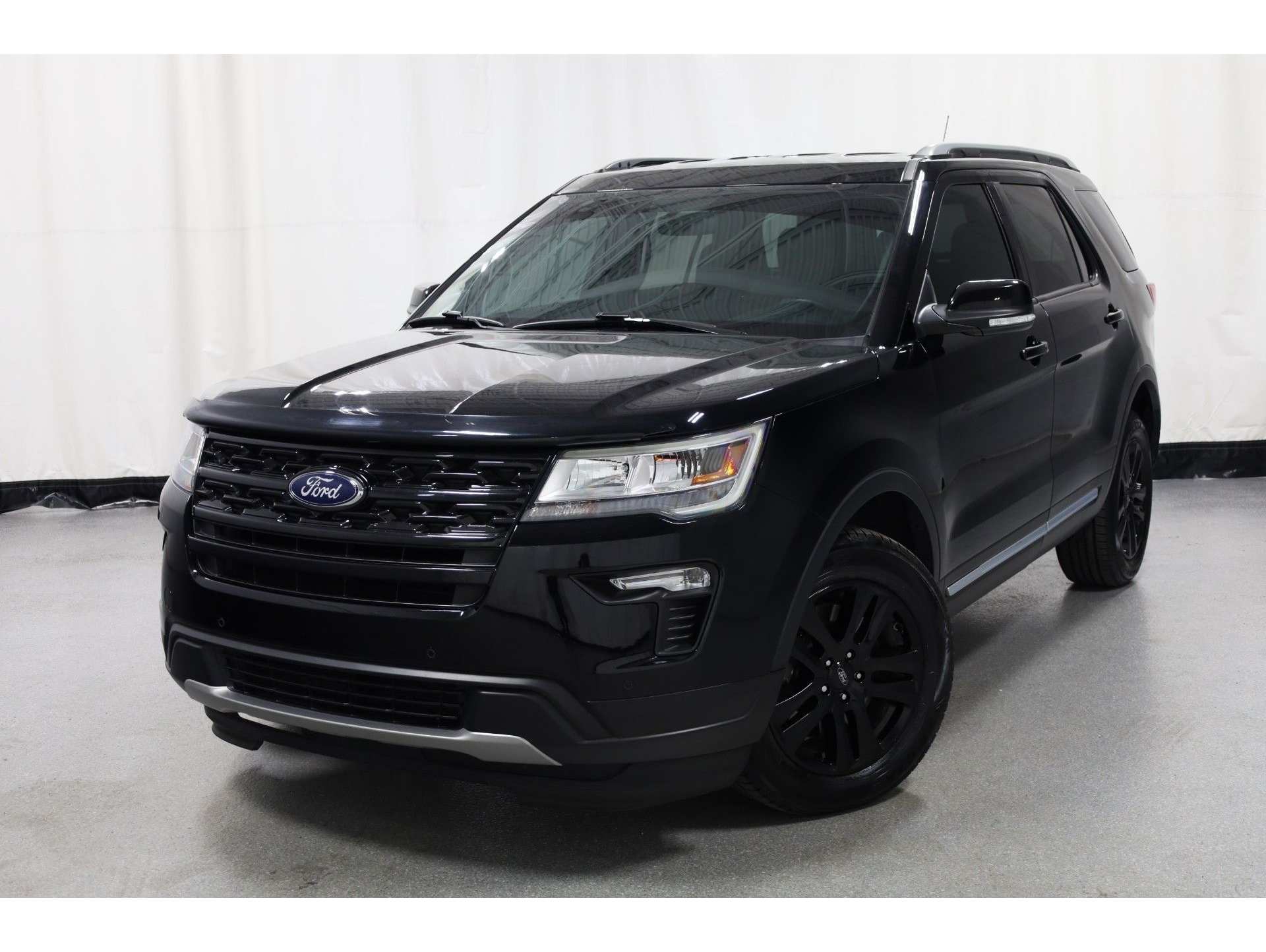 2018 Ford Explorer XLT's photo