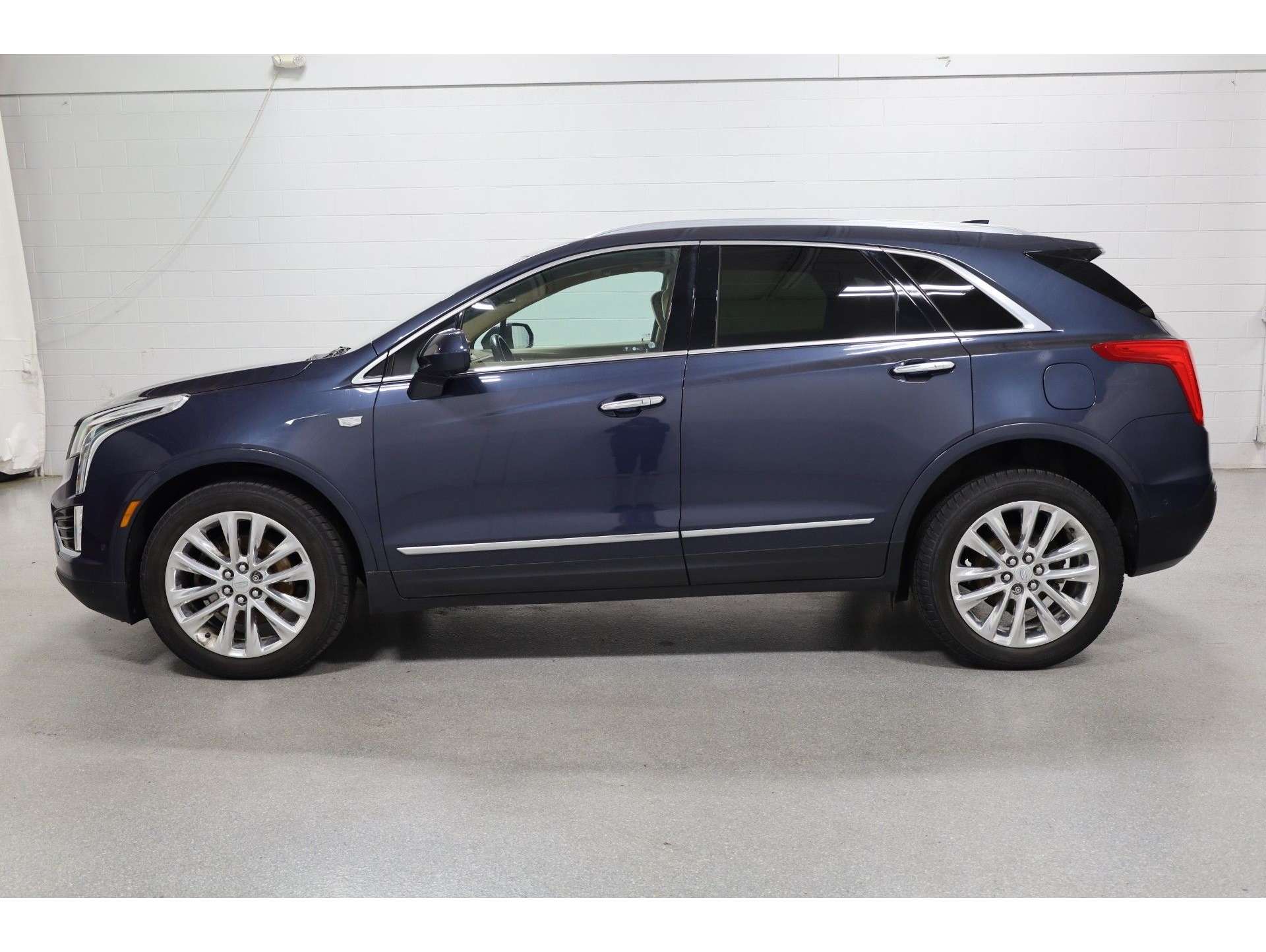 2018 Cadillac XT5 Platinum's photo