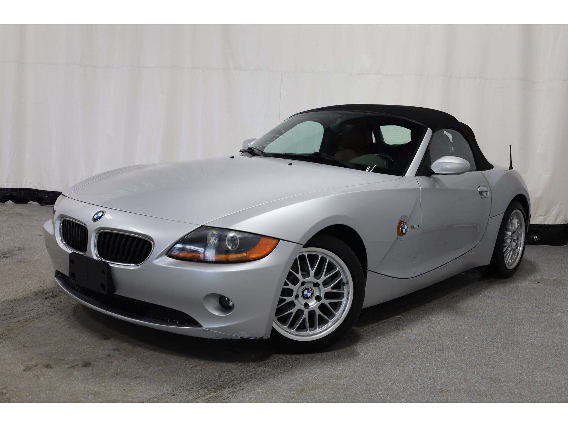 2003 BMW Z4 2.5's photo