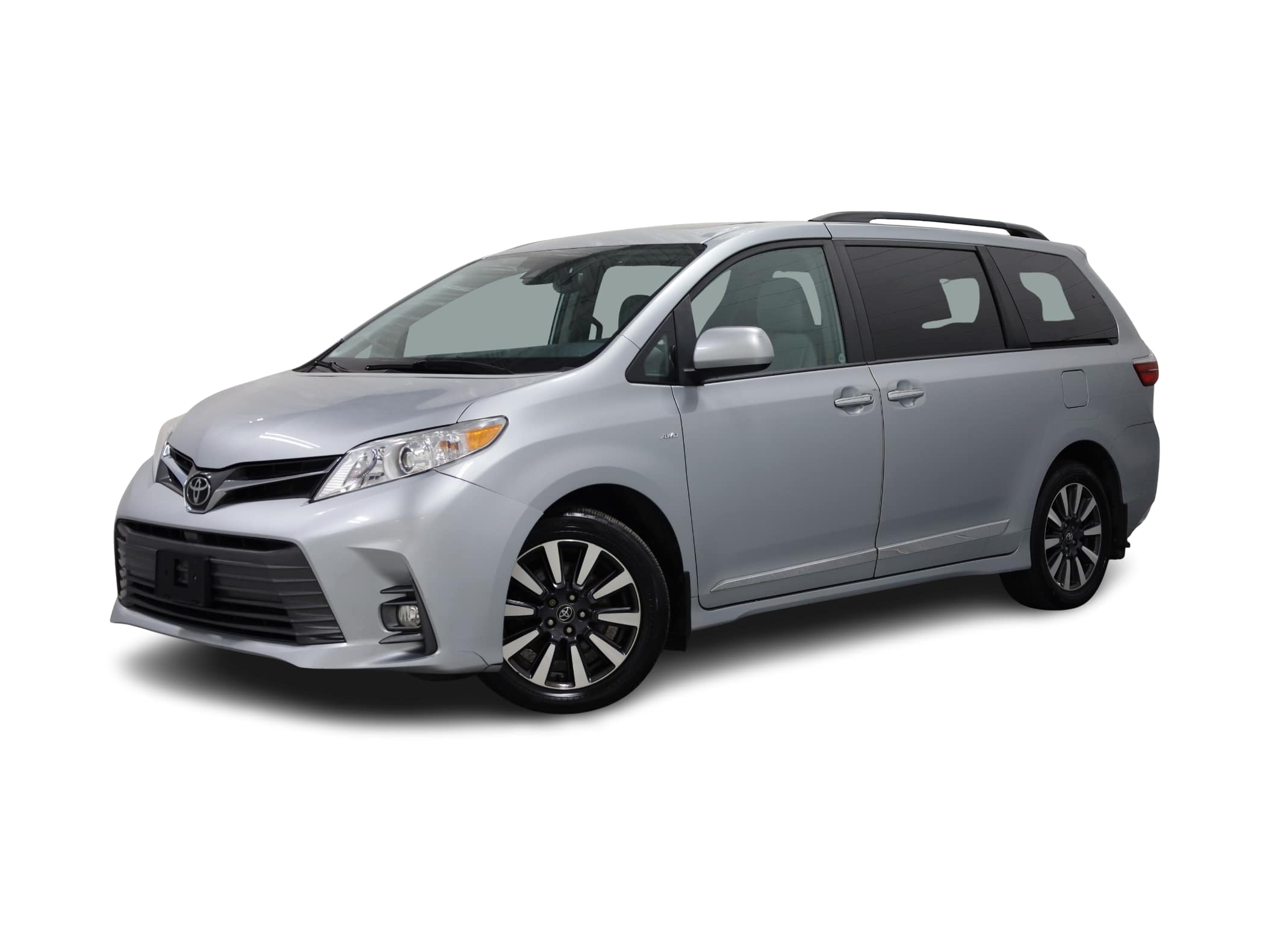 2019 Toyota Sienna XLE -
                Farmington Hills, MI