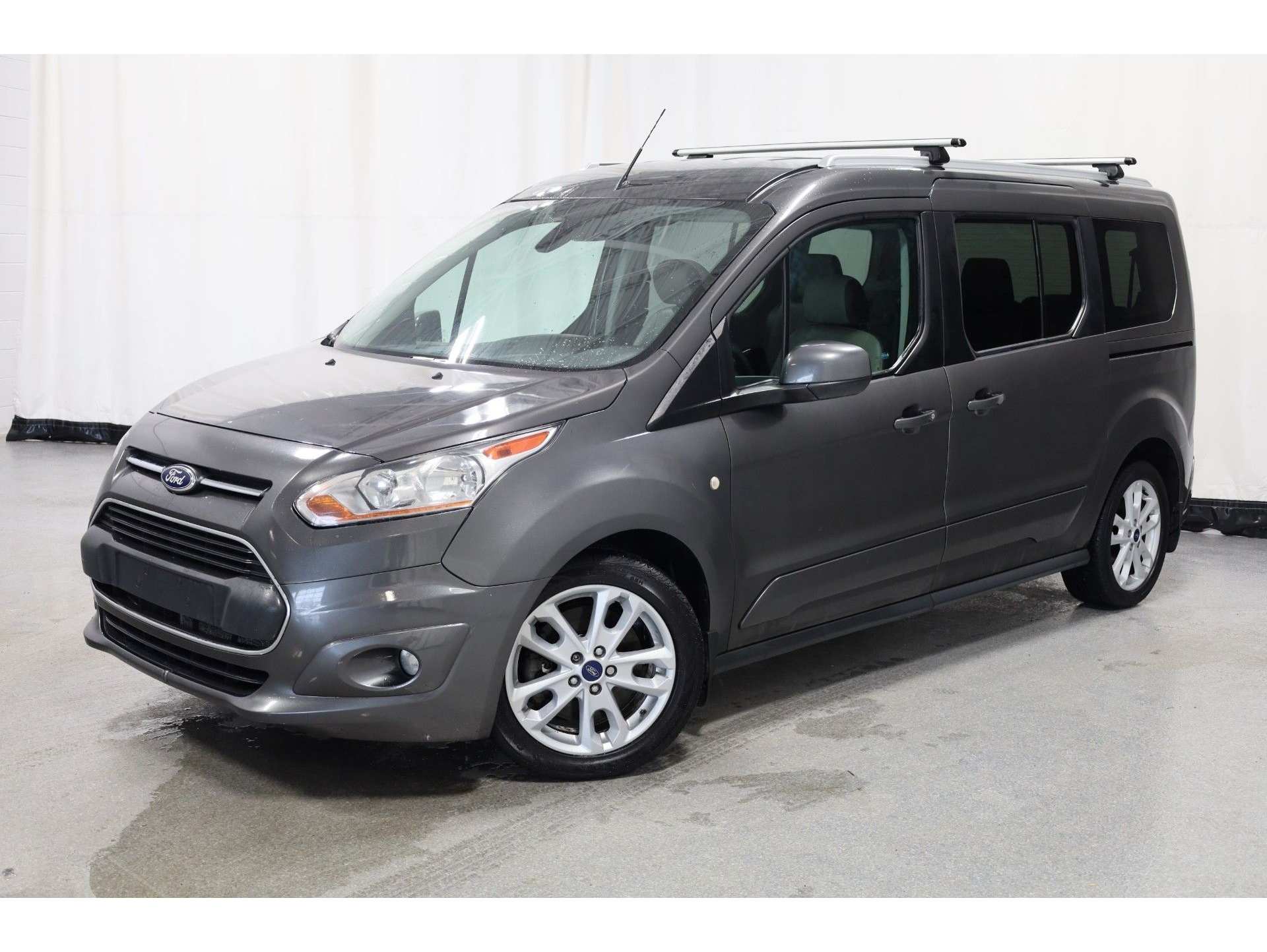 2015 Ford Transit Connect Titanium's photo