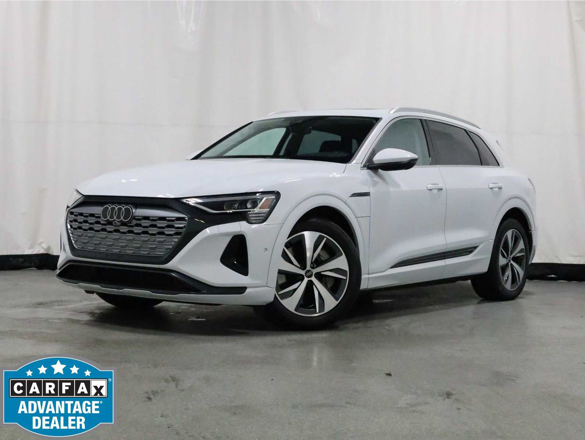 2024 Audi Q8 e-tron Premium Plus