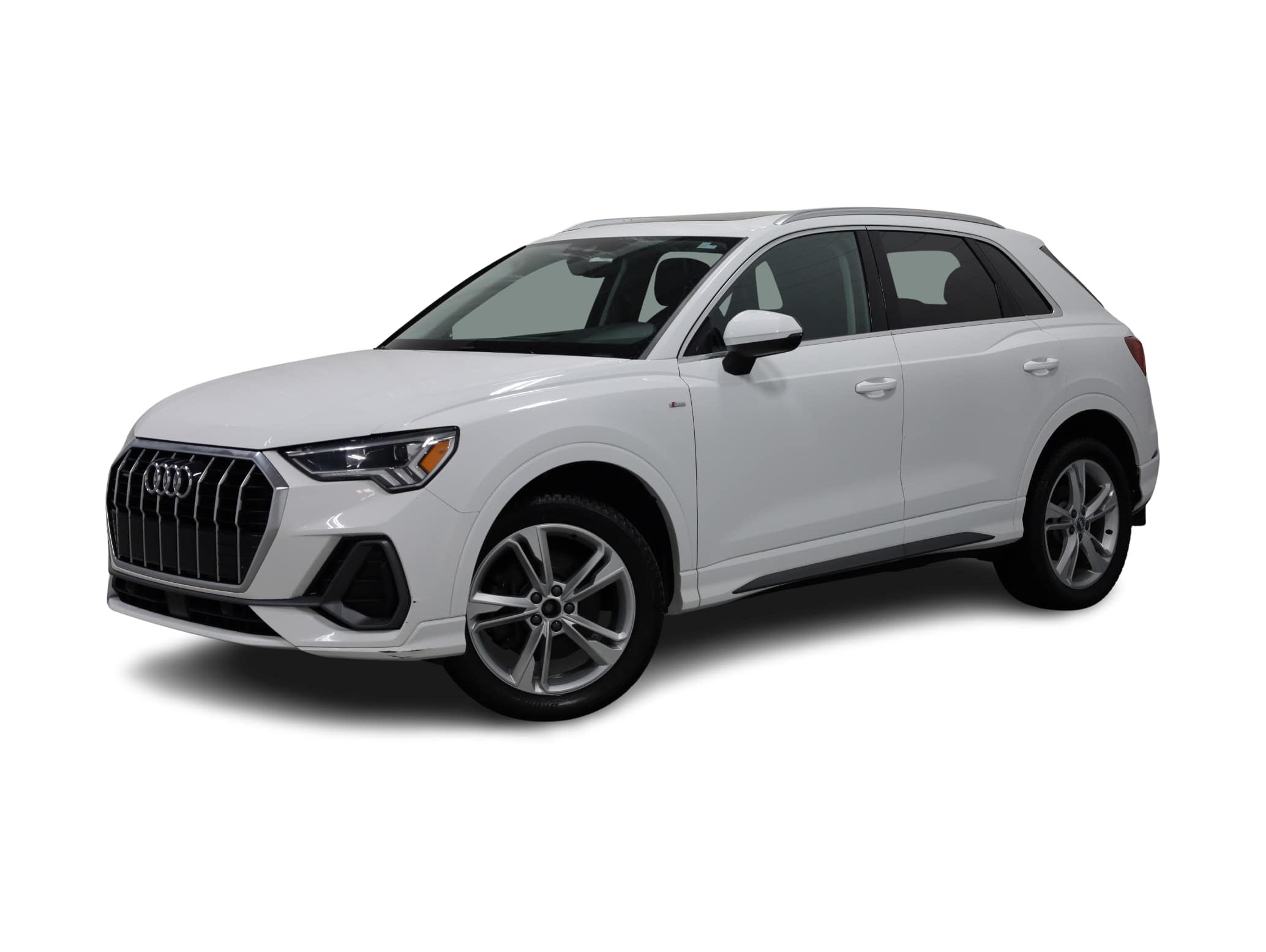 2020 Audi Q3 Premium Plus -
                  Novi, MI