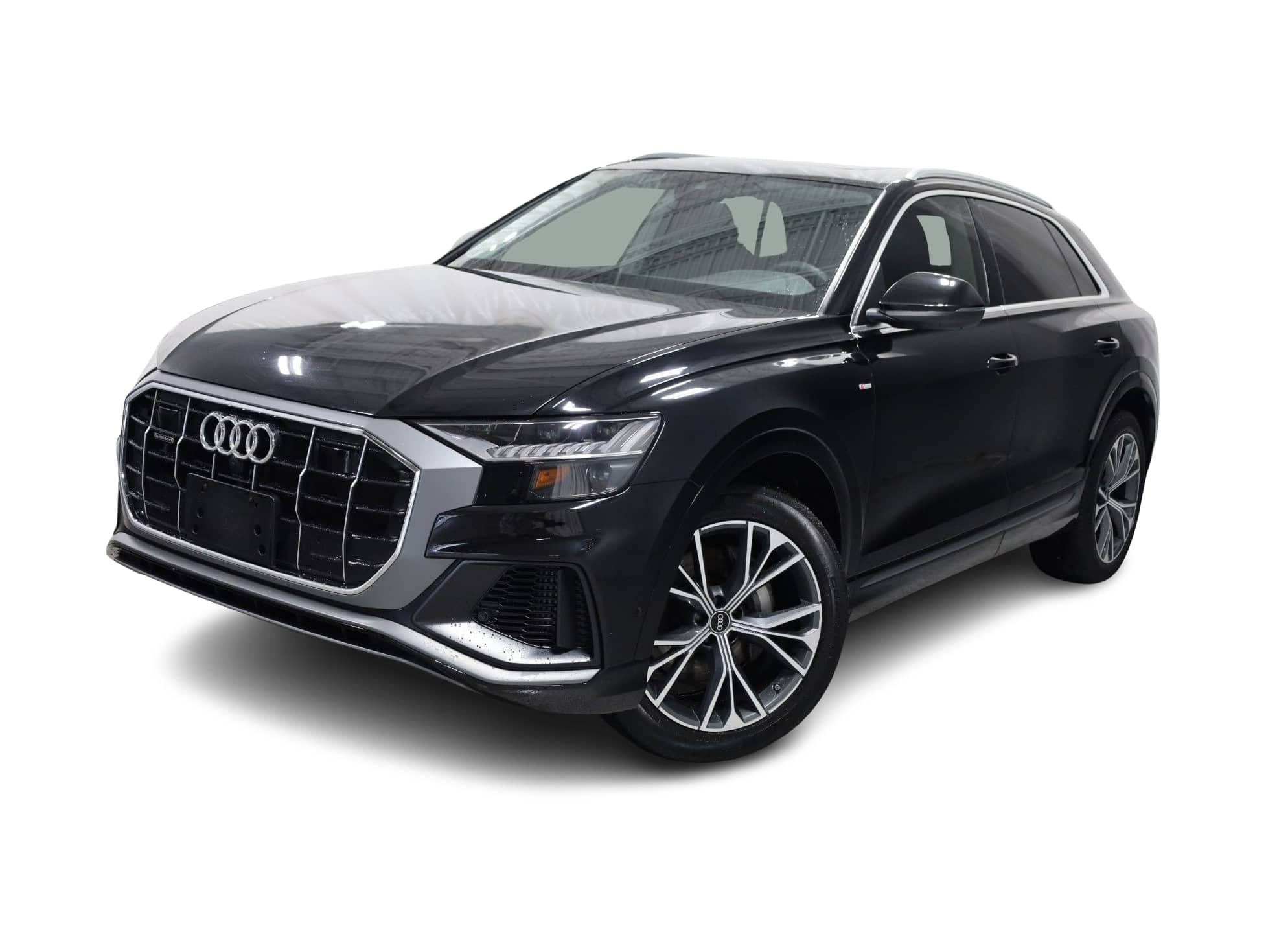 Thumbnail: 2023 Audi Q8 - 1