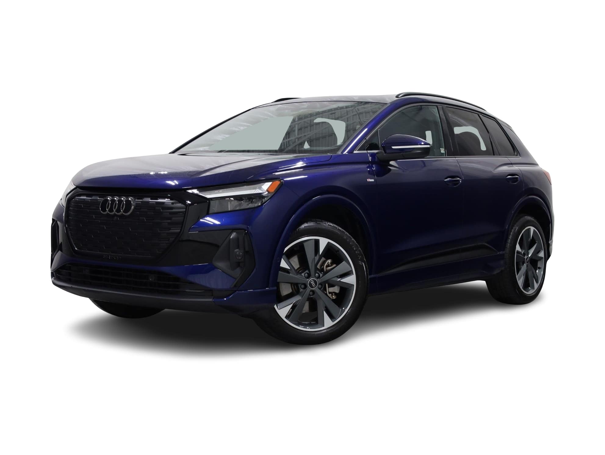 Thumbnail: 2023 Audi Q4 e-tron - 1