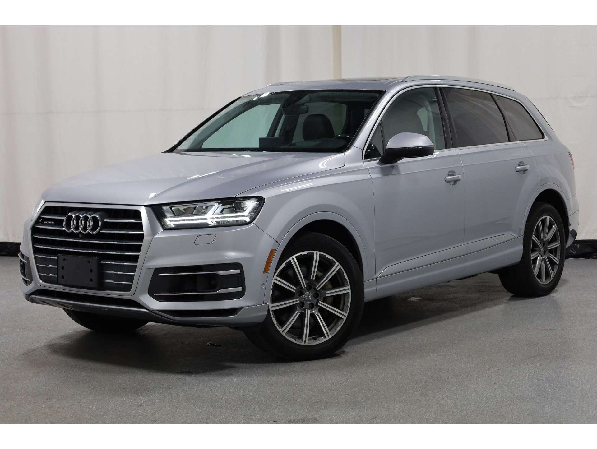 2019 Audi Q7 Prestige's photo