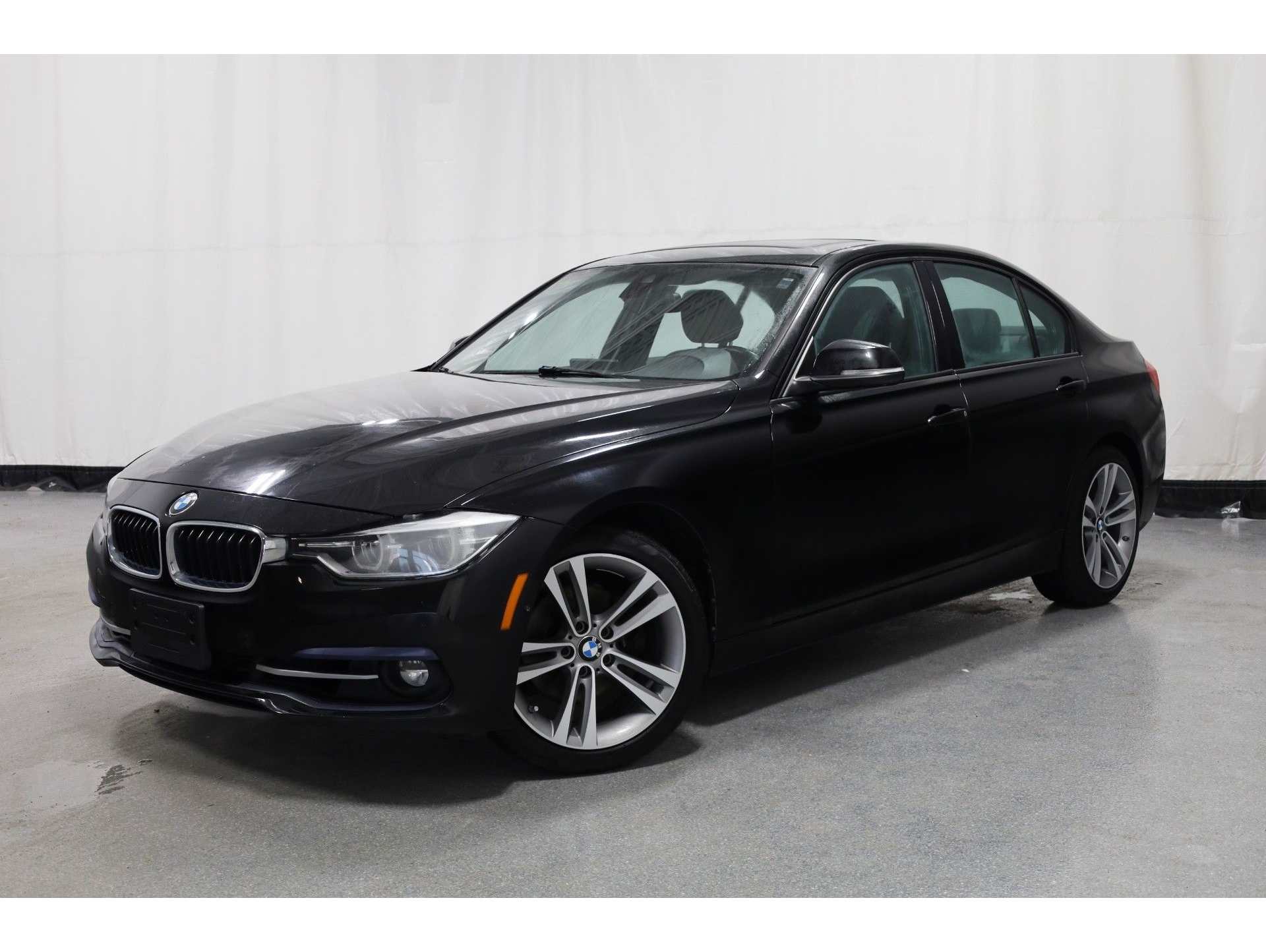 2016 BMW 3 Series 328i's photo