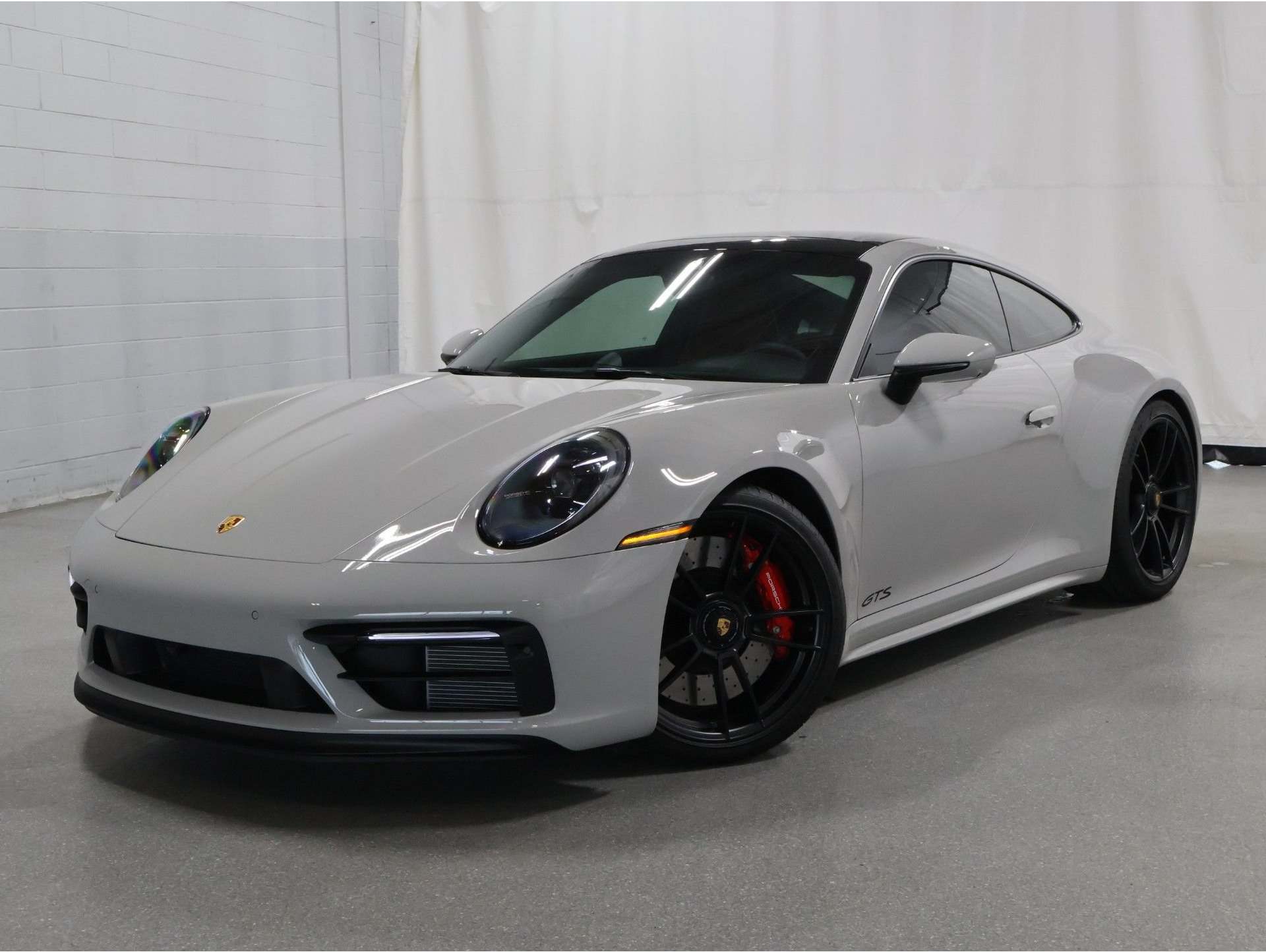 2024 Porsche 911 GTS