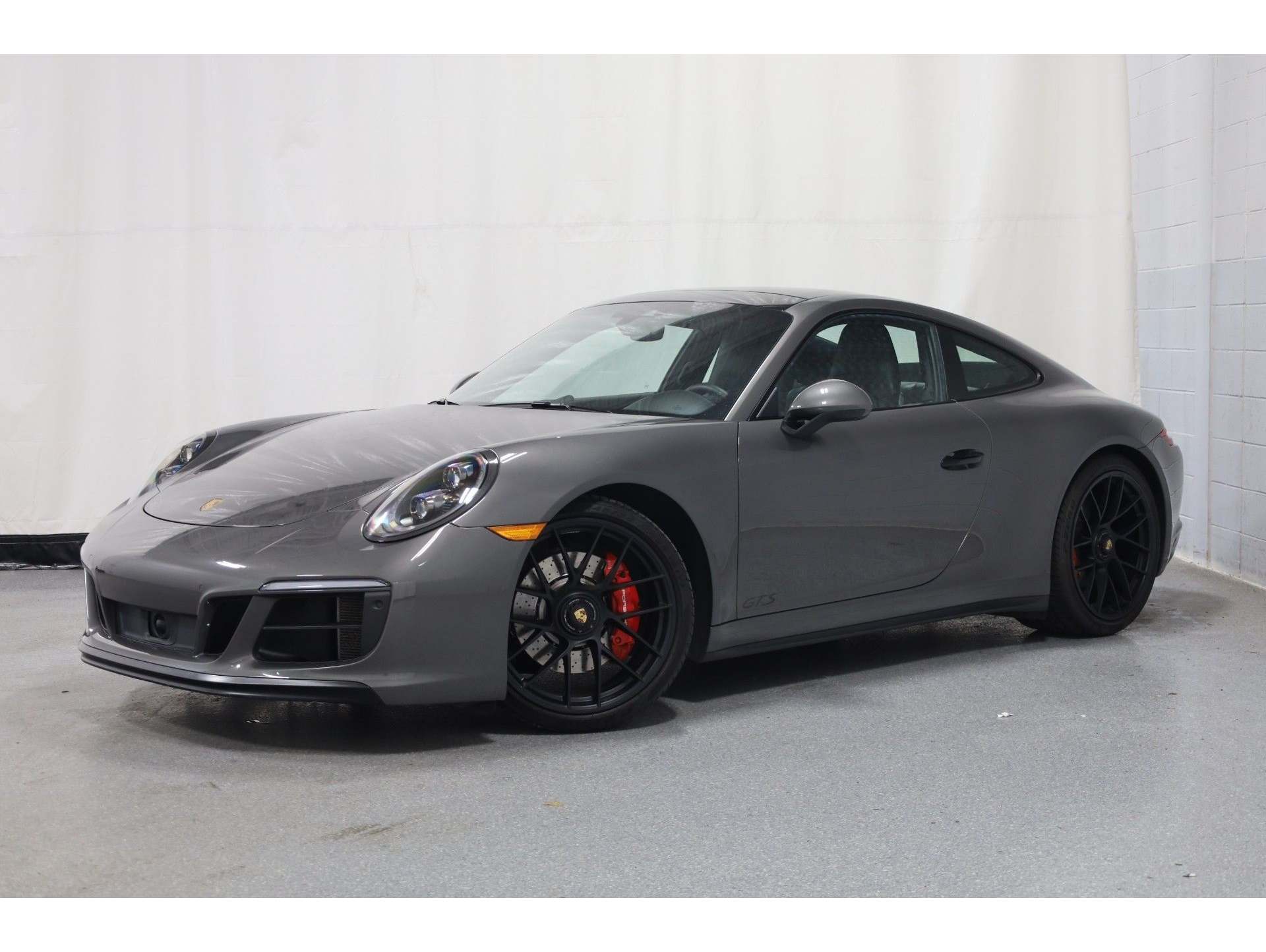 2019 Porsche 911 GTS's photo