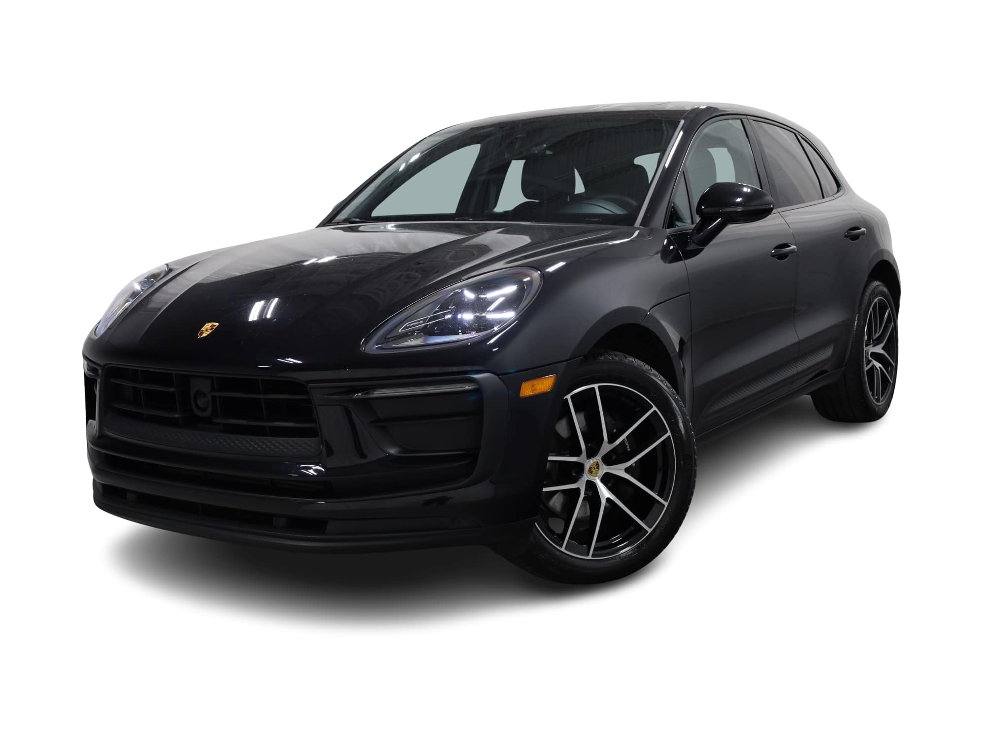Thumbnail: 2022 Porsche Macan - 1