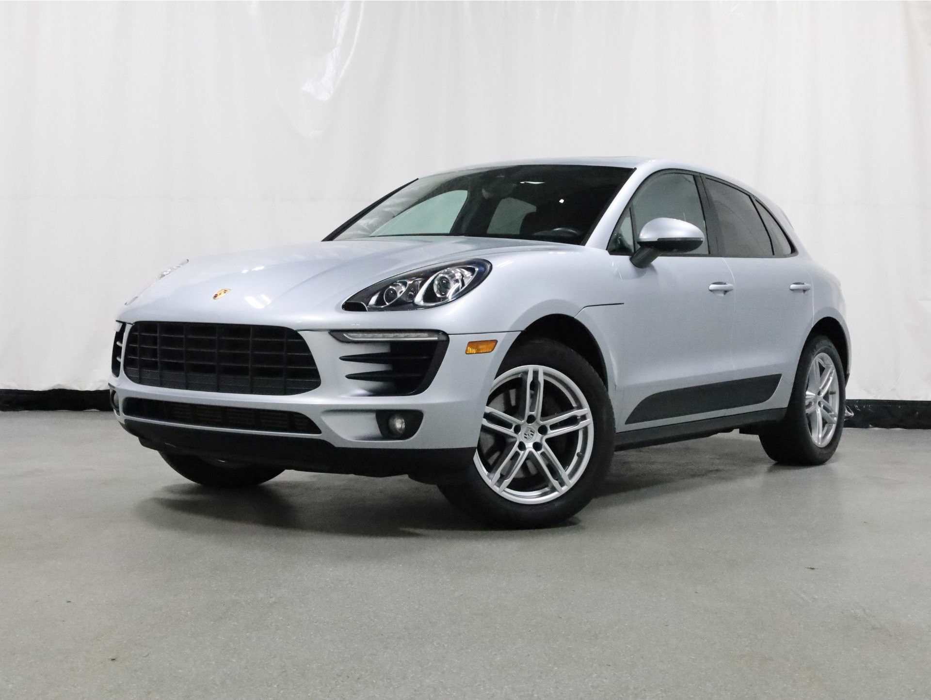 2018 Porsche Macan Base