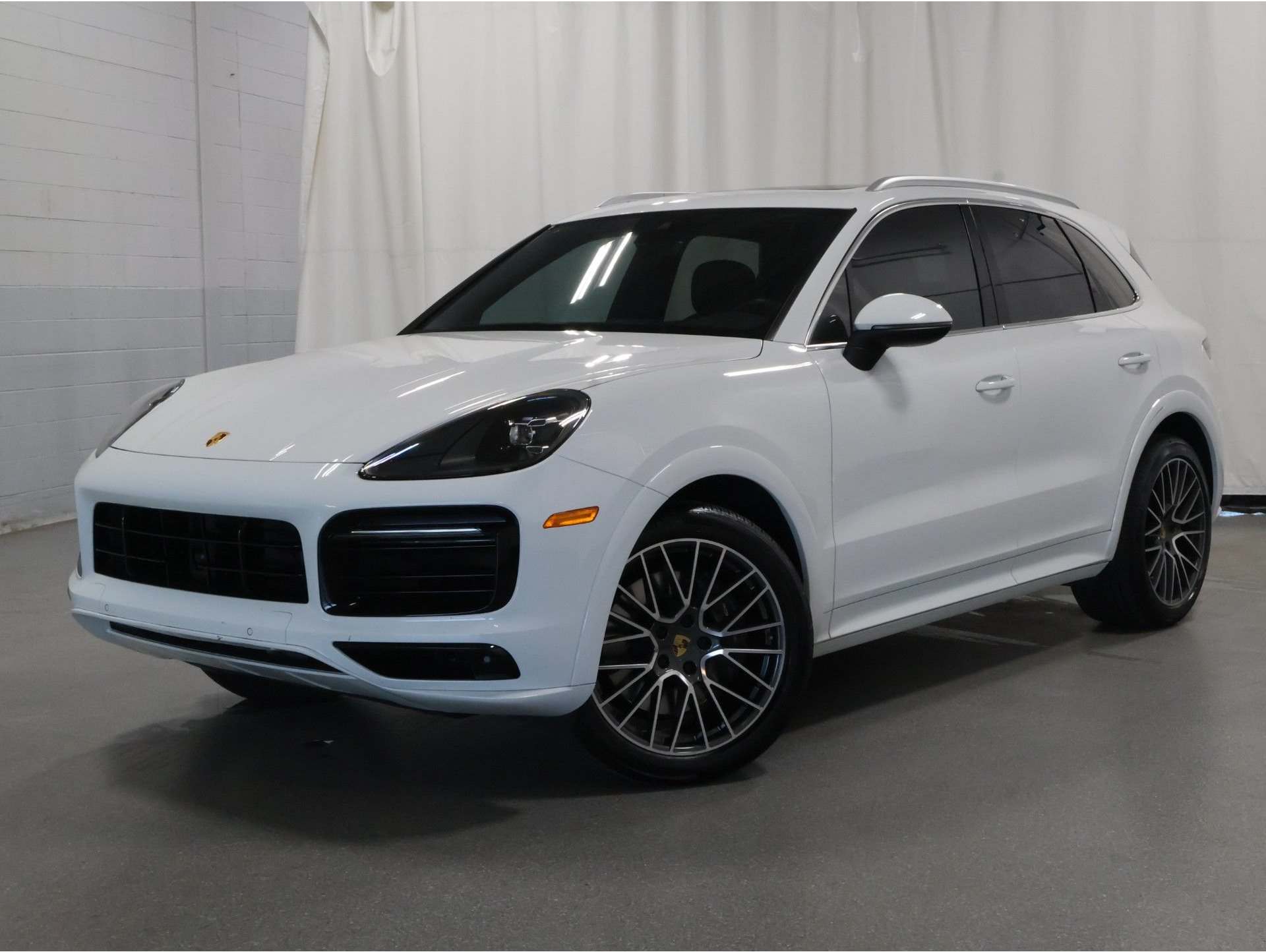 2022 Porsche Cayenne Base