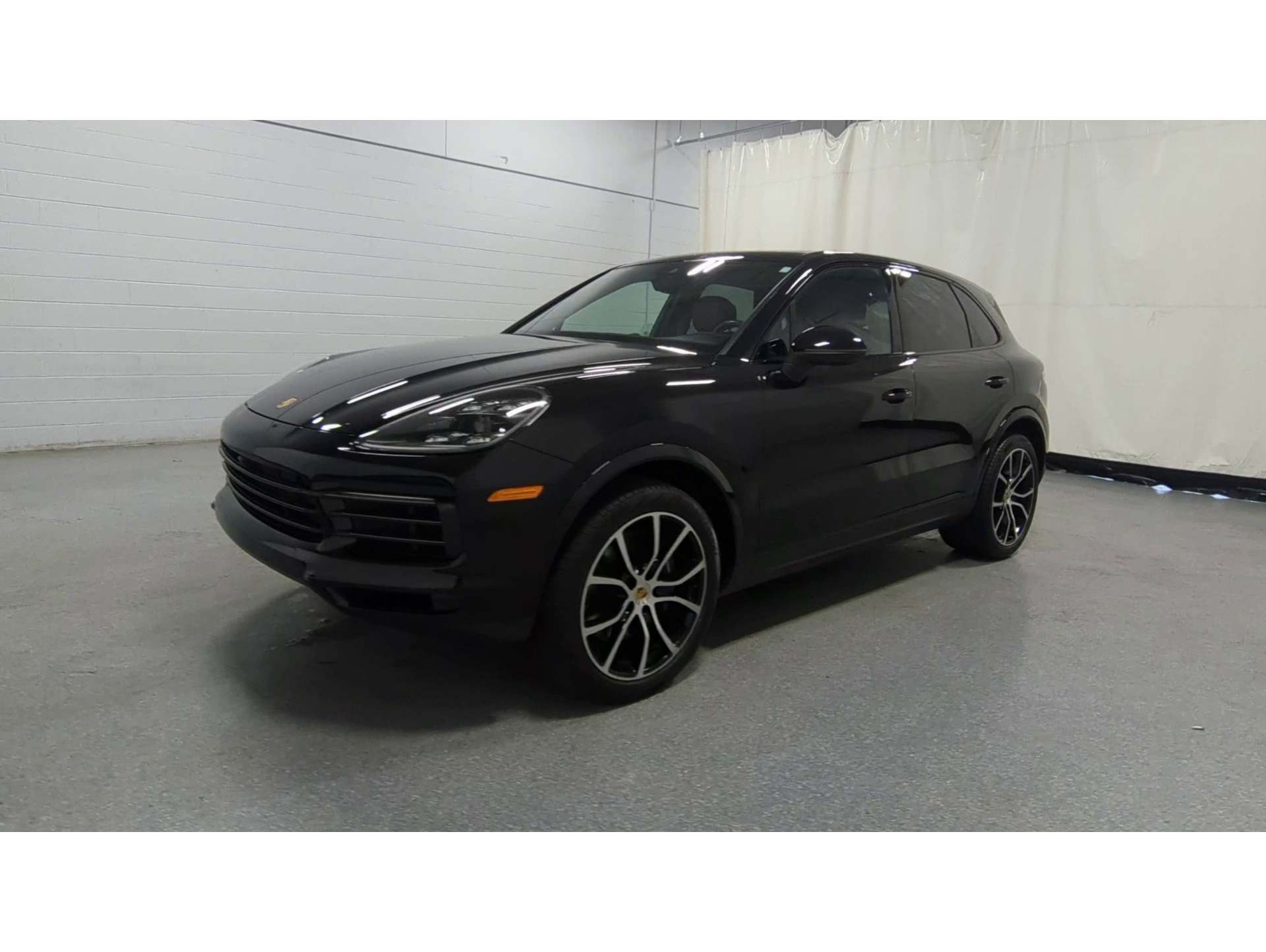 2022 Porsche Cayenne Platinum Edition