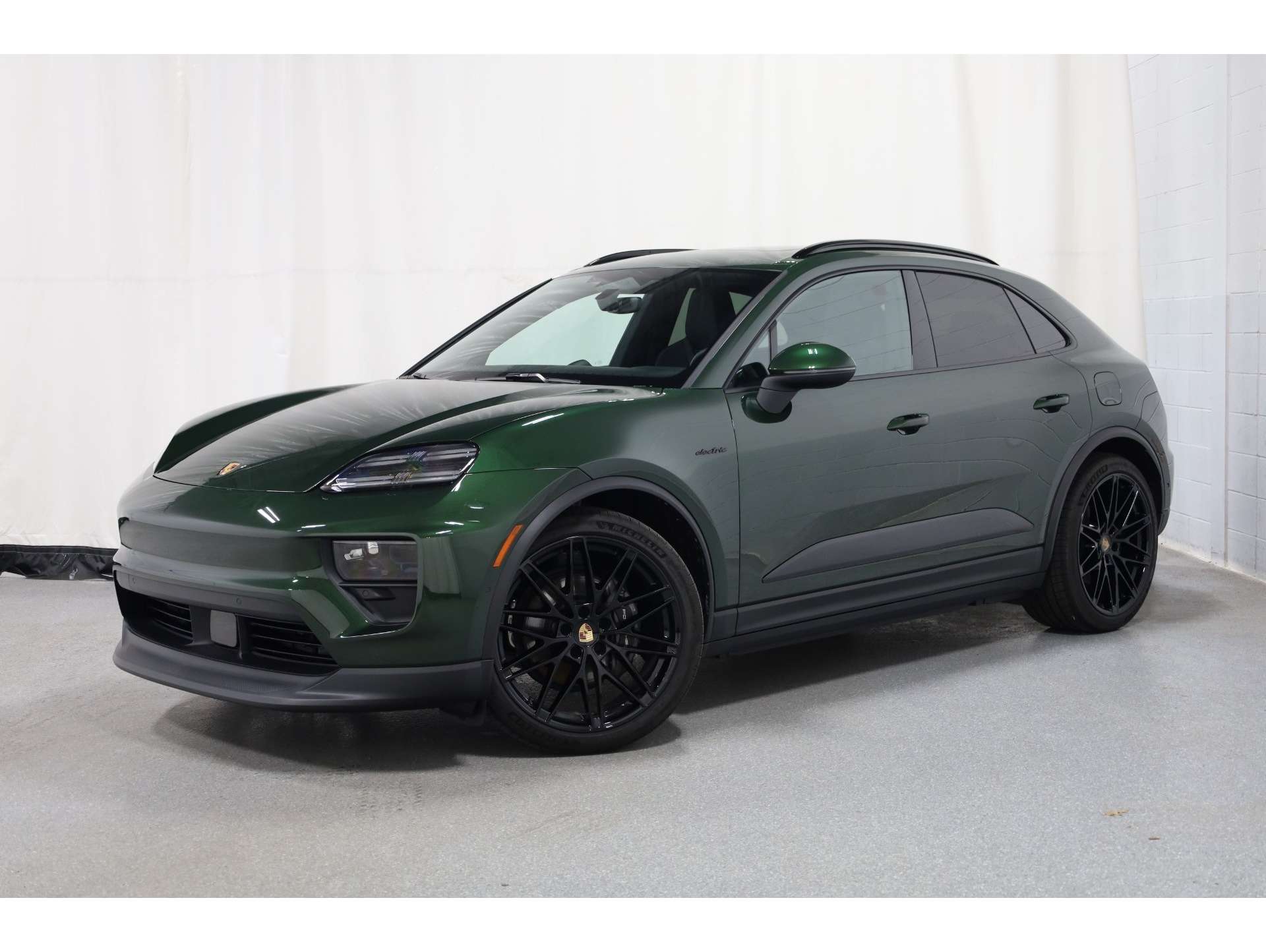 2024 Porsche Macan 4 Electric