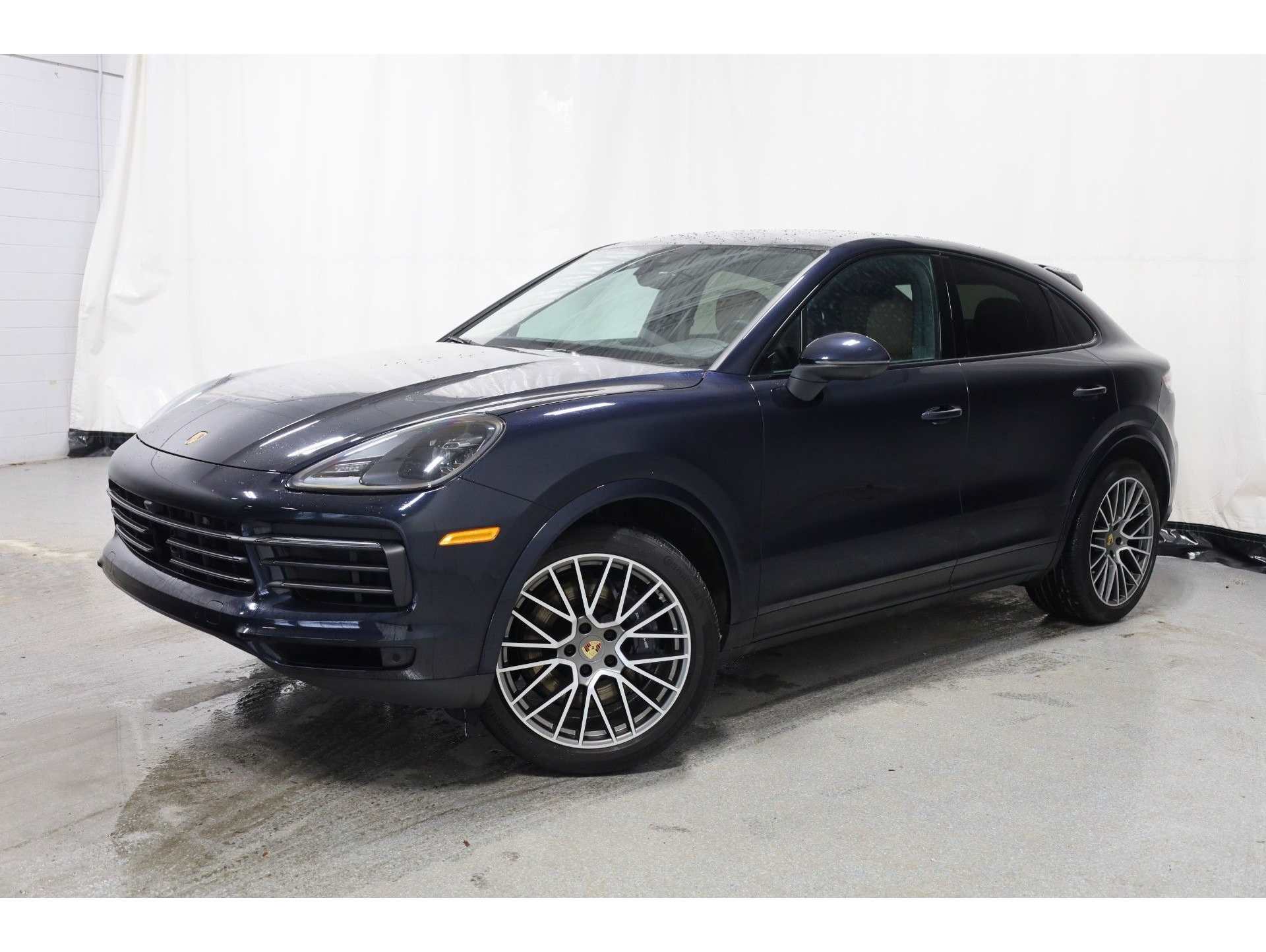 2023 Porsche Cayenne Coup Platinum Edition