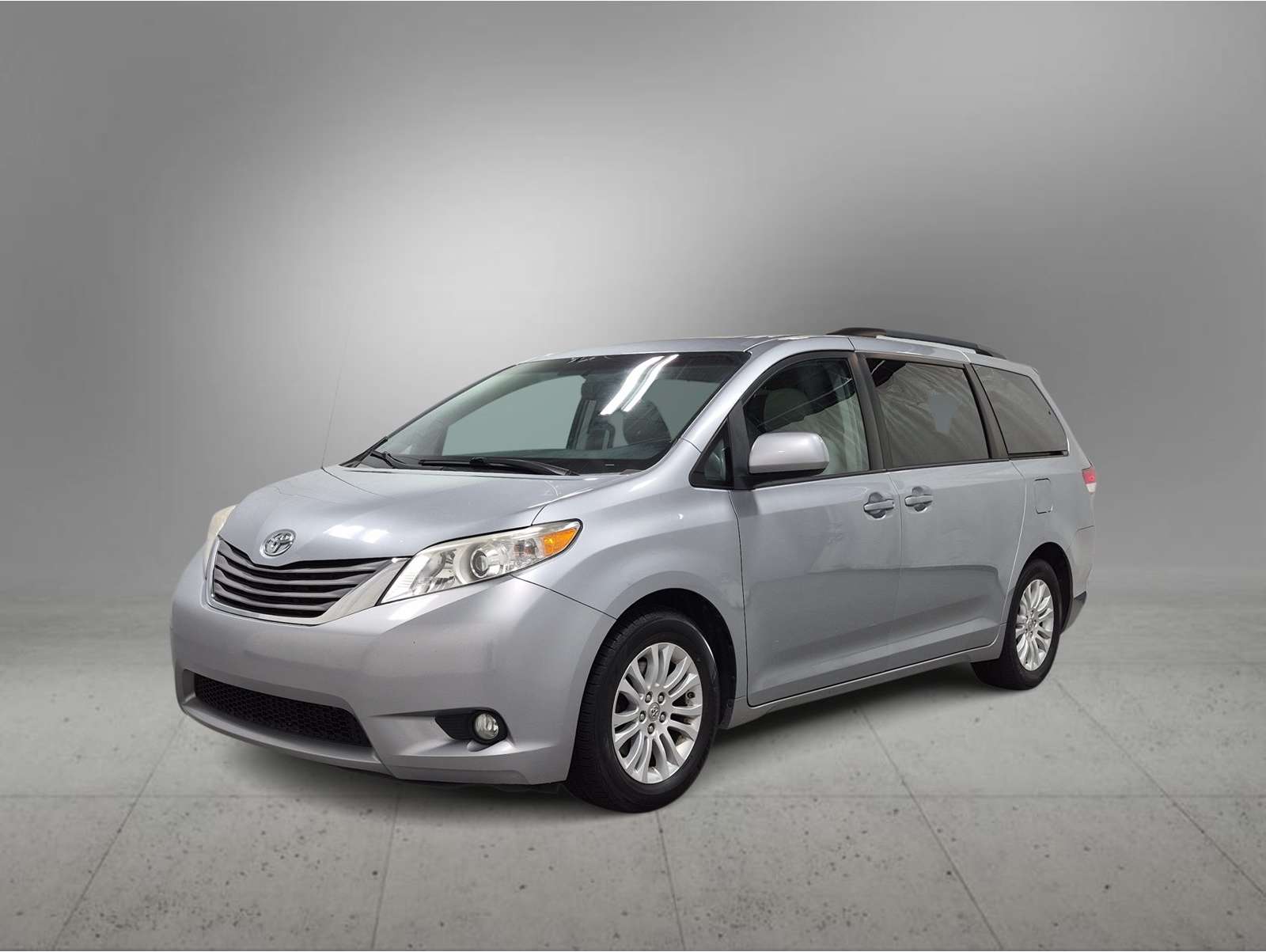 2014 Toyota Sienna XLE
