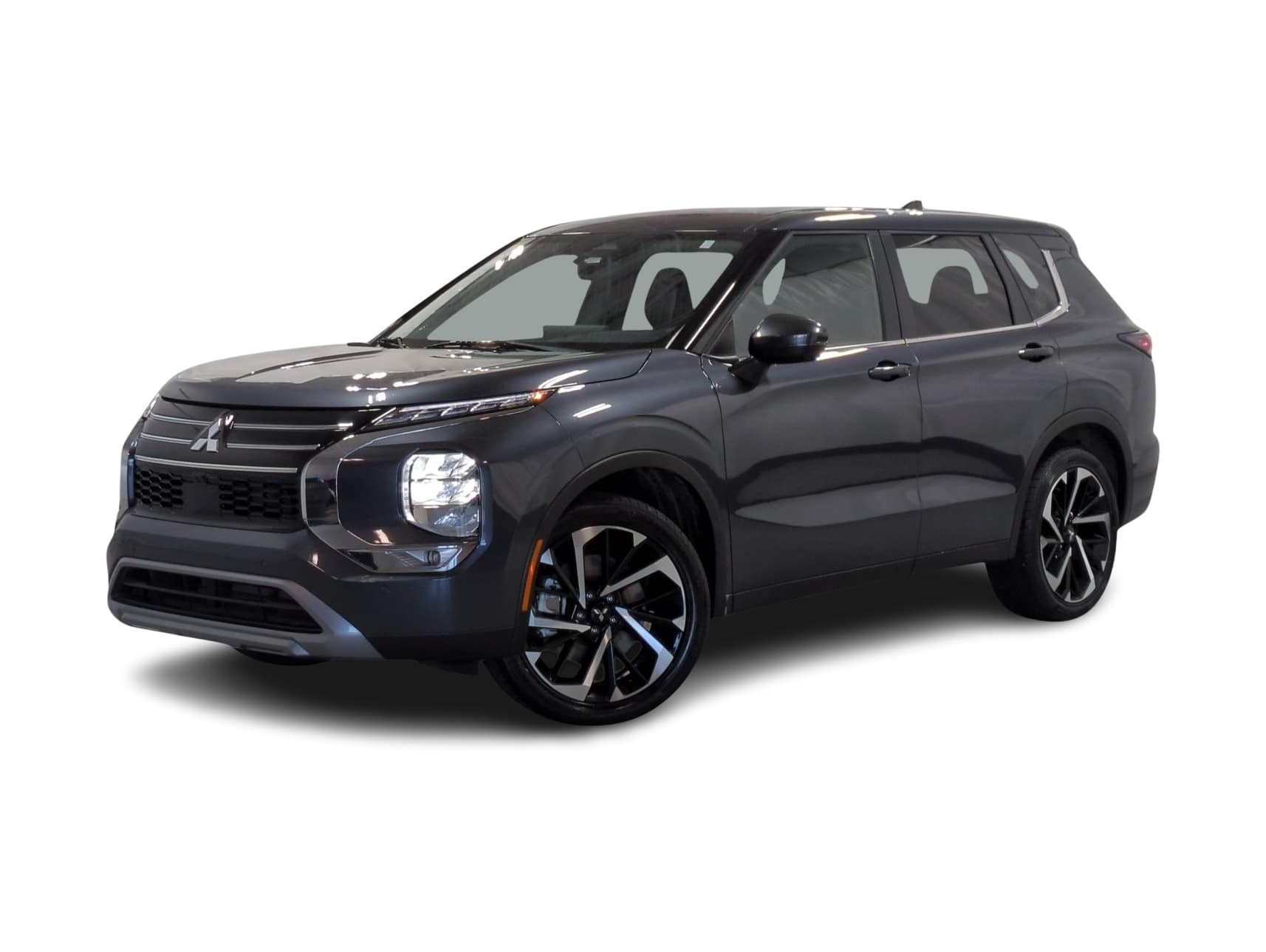 Thumbnail: 2025 Mitsubishi Outlander - 1