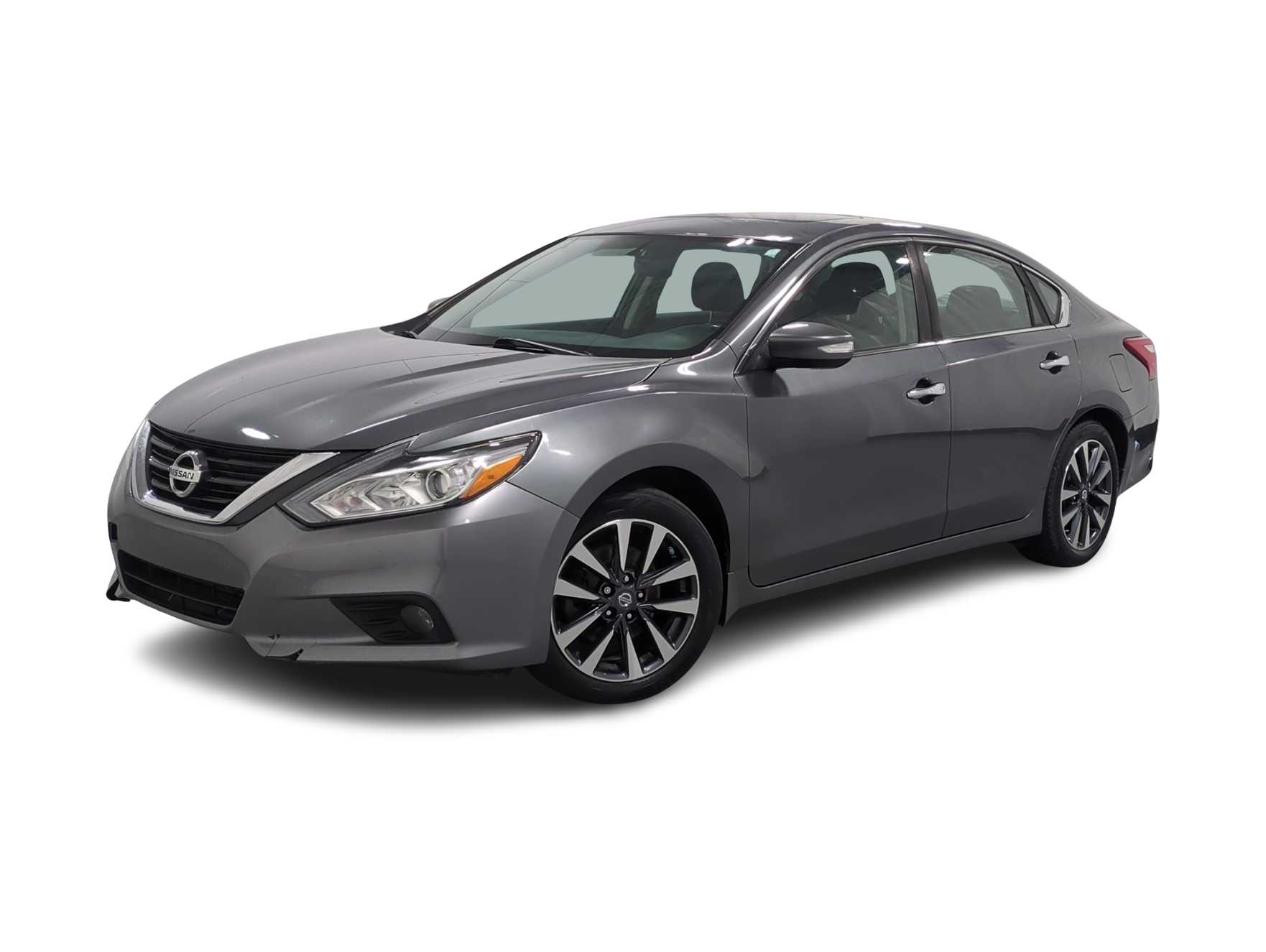 Thumbnail: 2017 Nissan Altima - 1
