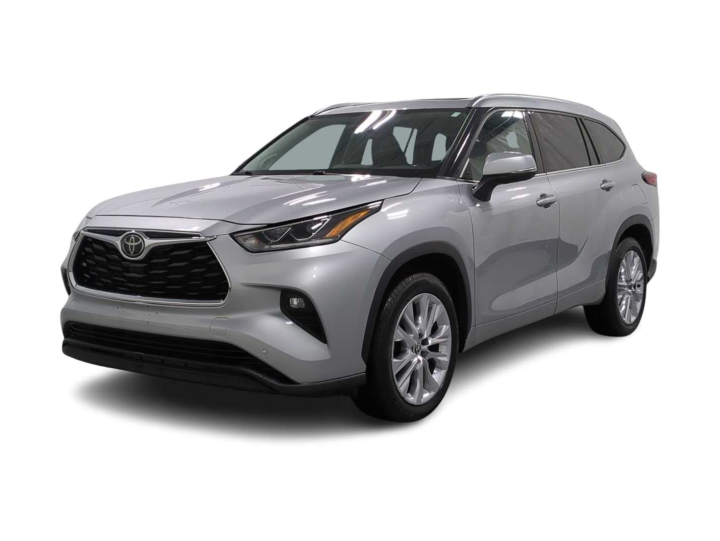 2021 Toyota Highlander Limited -
                Farmington Hills, MI