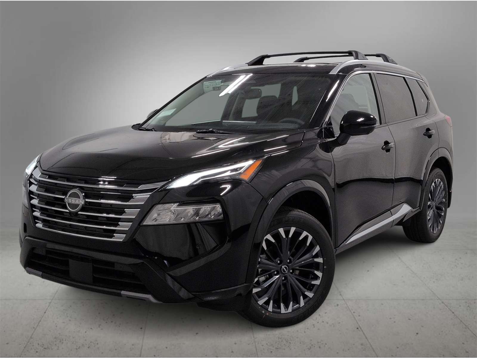 2026 Nissan Rogue Platinum's photo