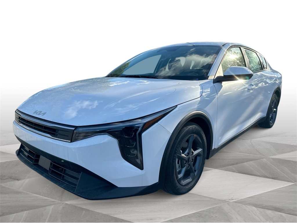 2025 Kia K4 LXS's photo