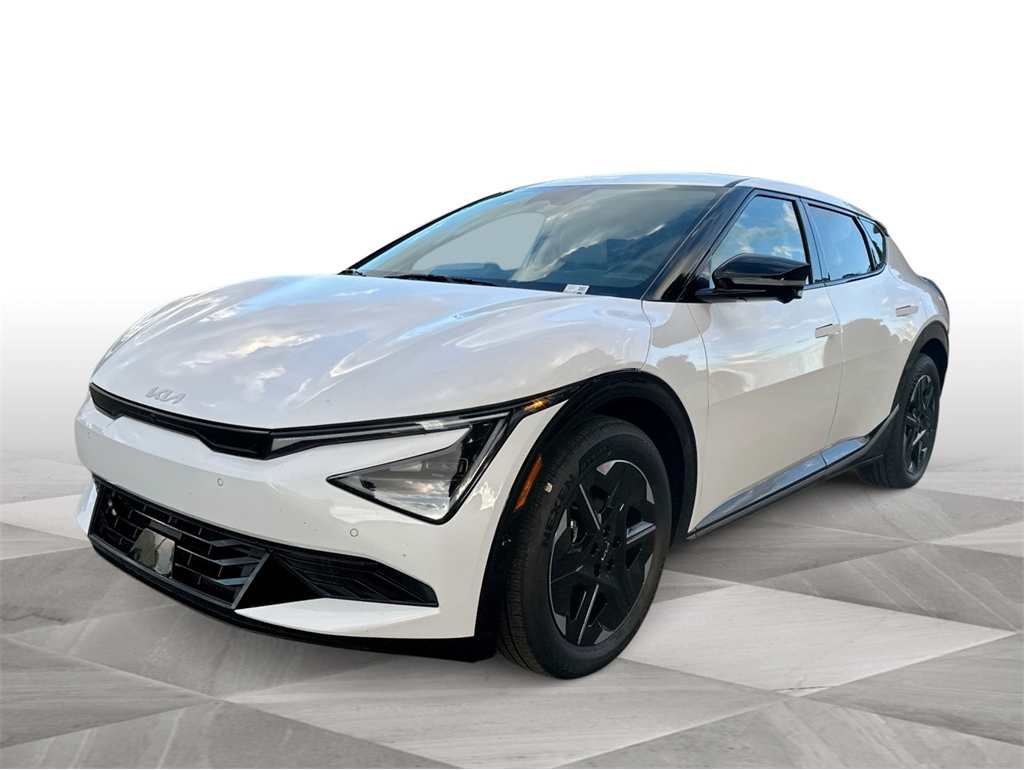 2025 Kia EV6 Wind's photo