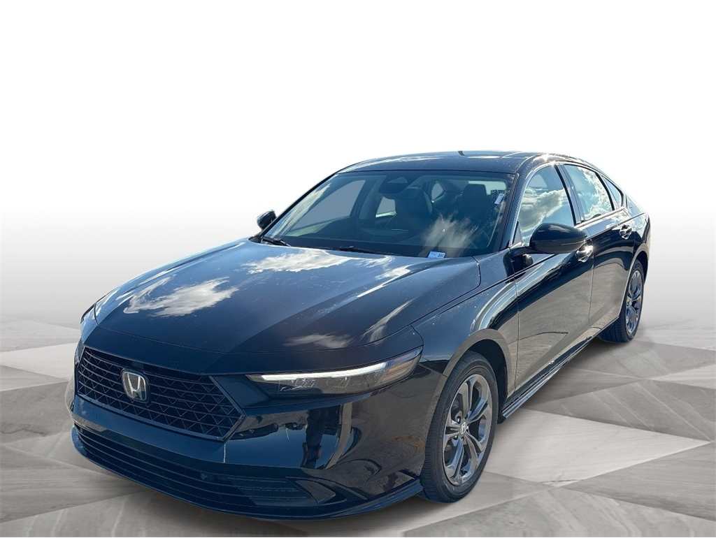 2025 Honda Accord Hybrid EX-L's photo