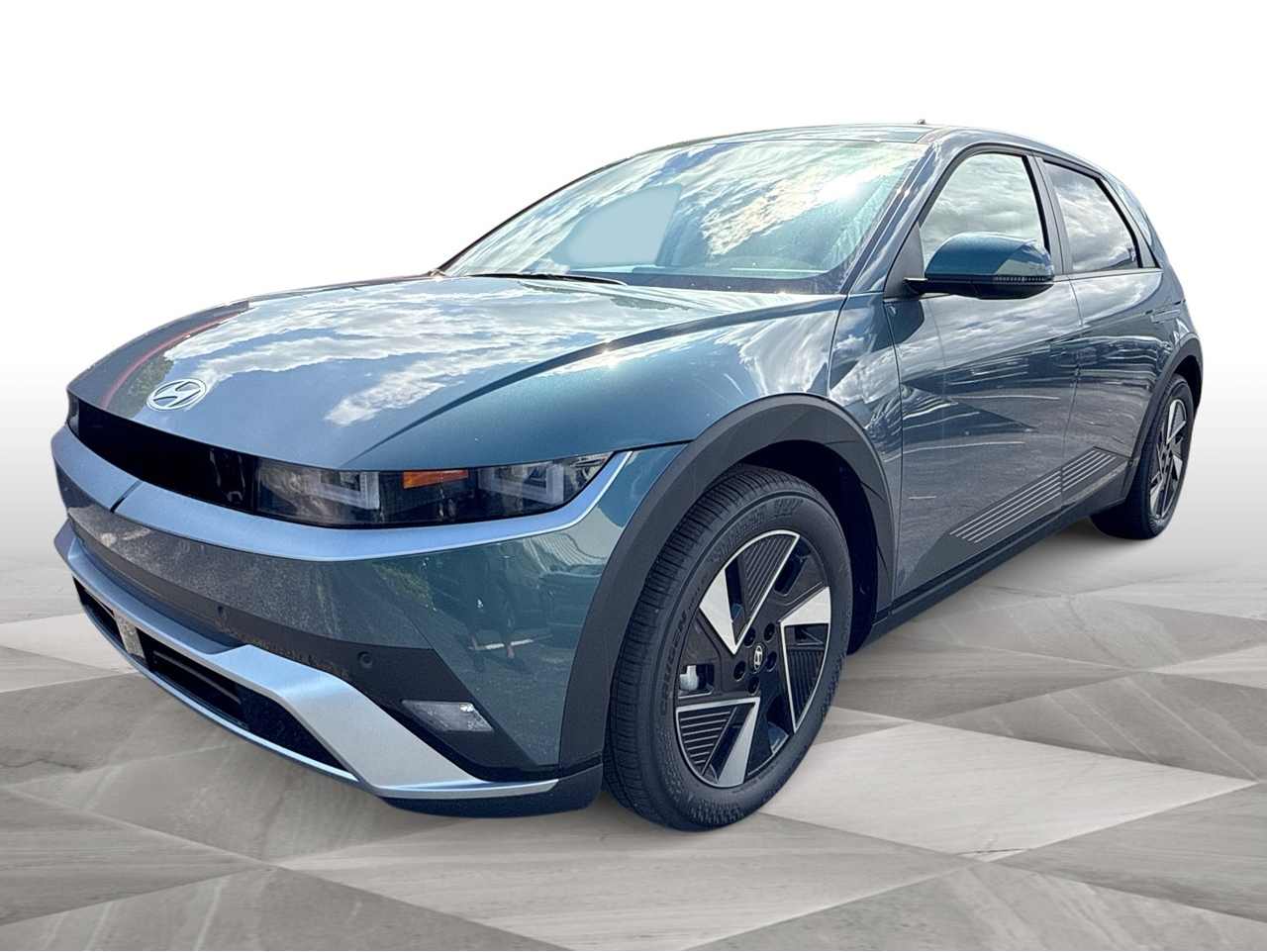 2025 Hyundai IONIQ 5 SE's photo