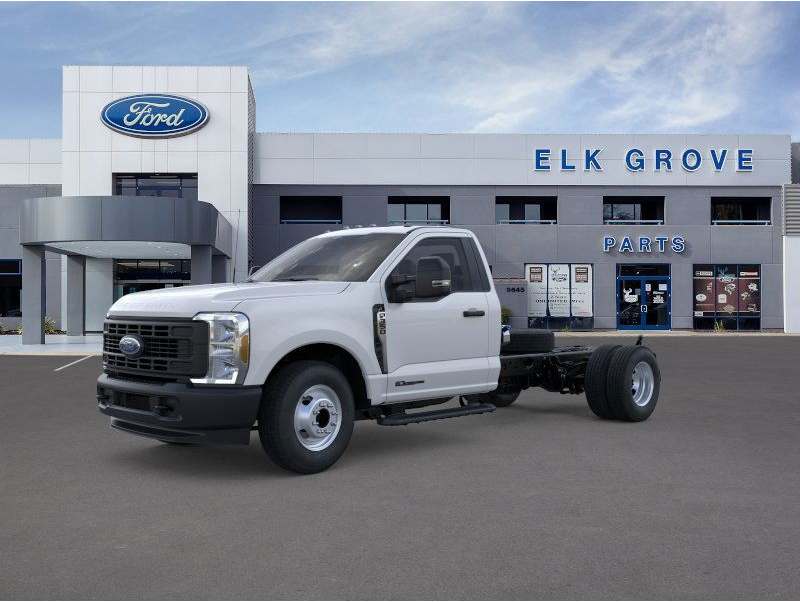 2026 Ford F-350 Super Duty Chassis Cab