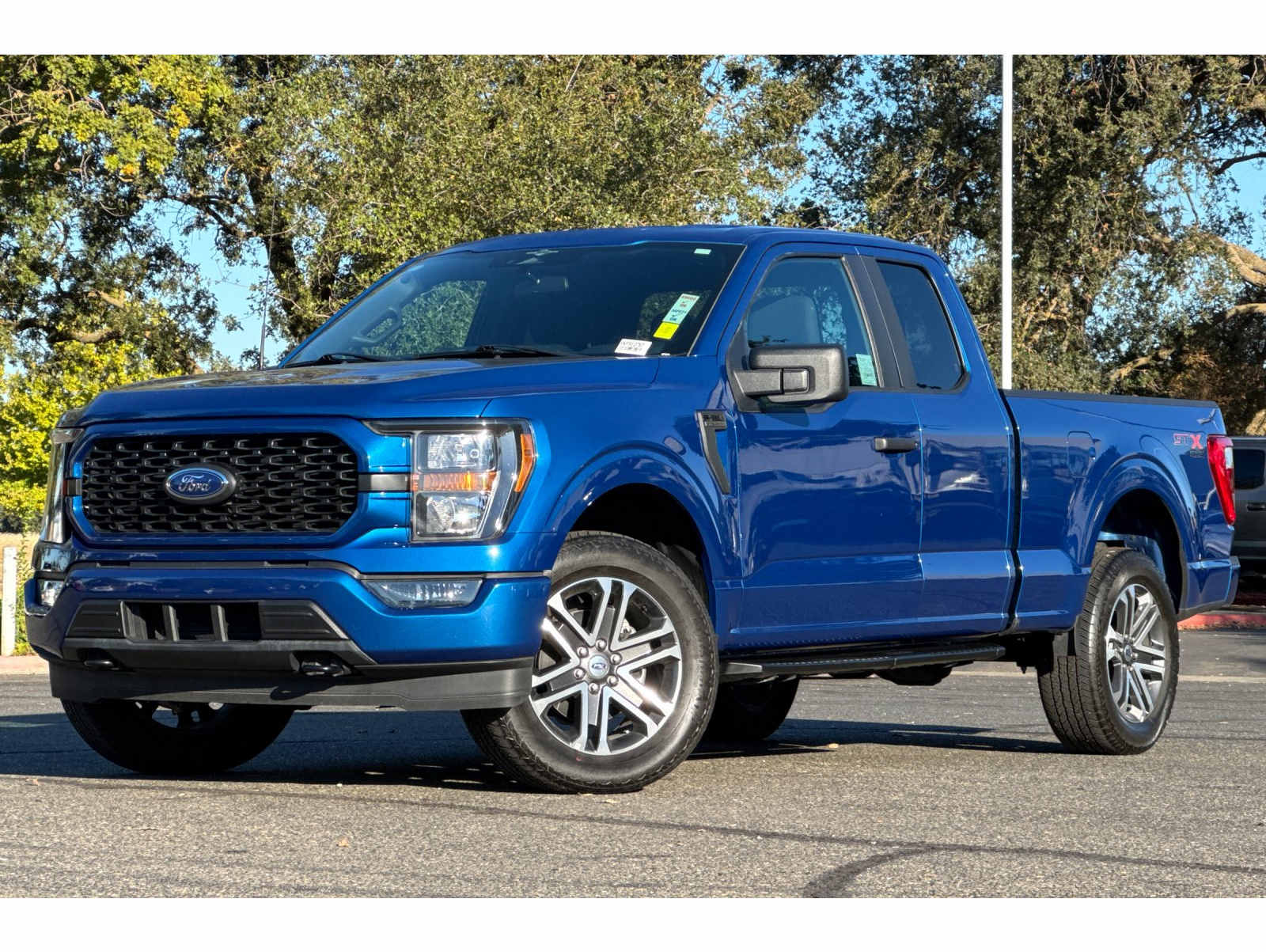 2023 Ford F-150 XL's photo