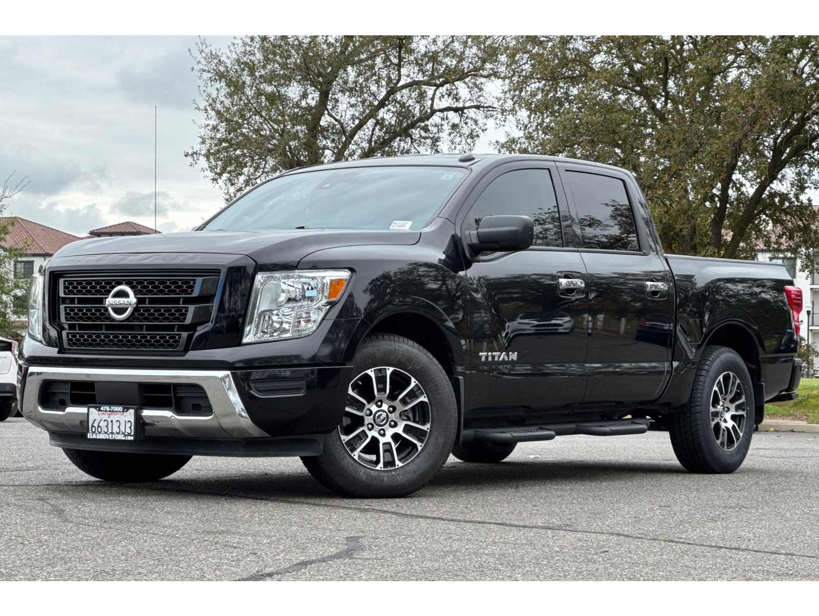 2021 Nissan Titan SV