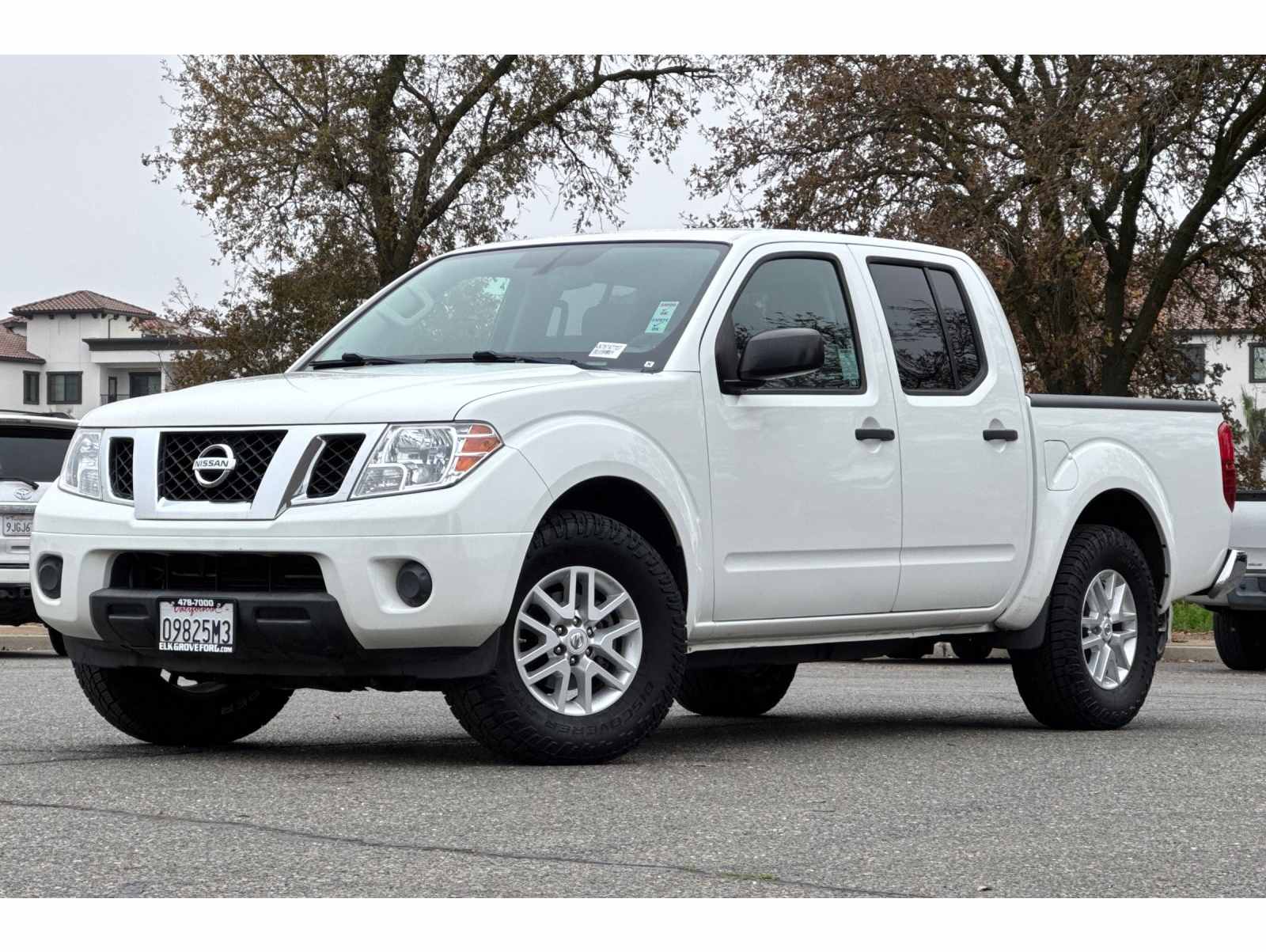2019 Nissan Frontier SV's photo