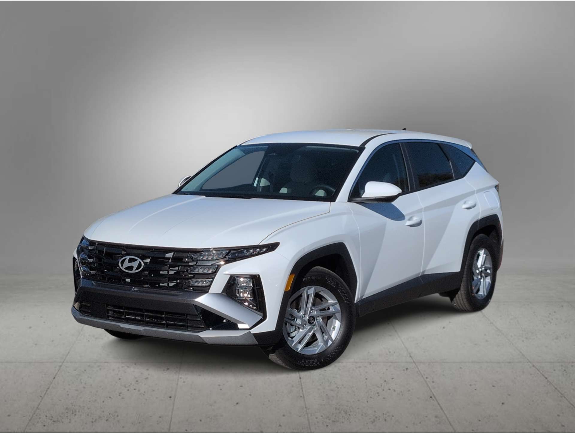 2026 Hyundai Tucson SE's photo