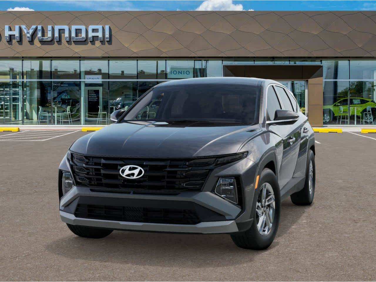 2026 Hyundai Tucson SE's photo