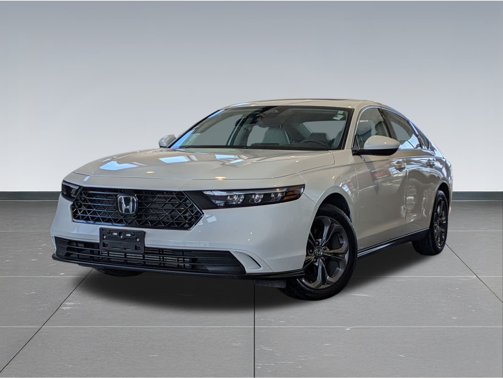 2023 Honda Accord EX's photo