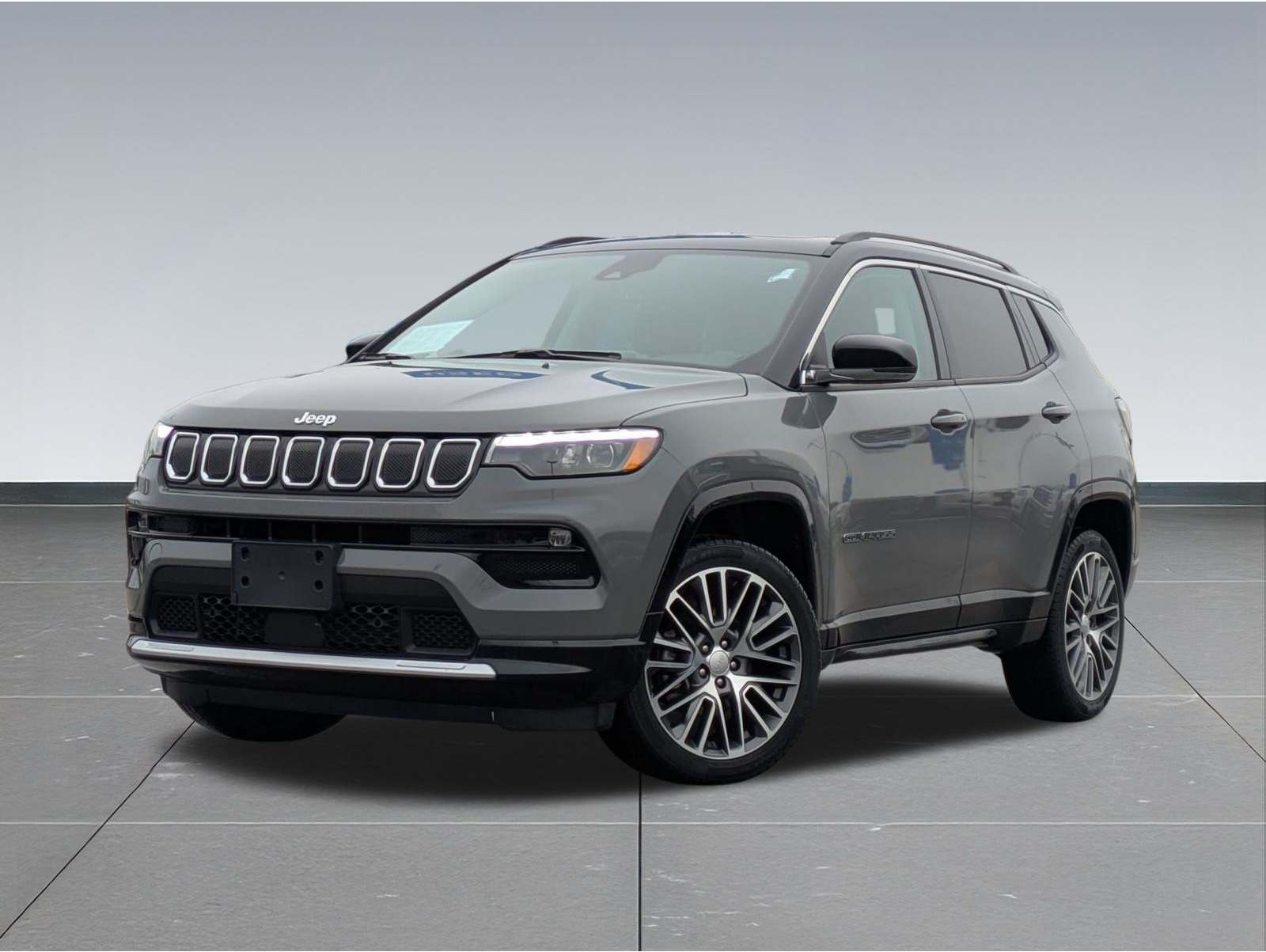 2022 Jeep Compass Limited's photo
