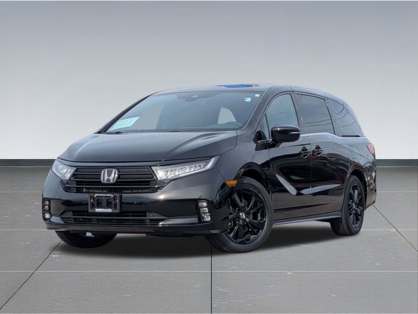 2023 Honda Odyssey SPORT's photo