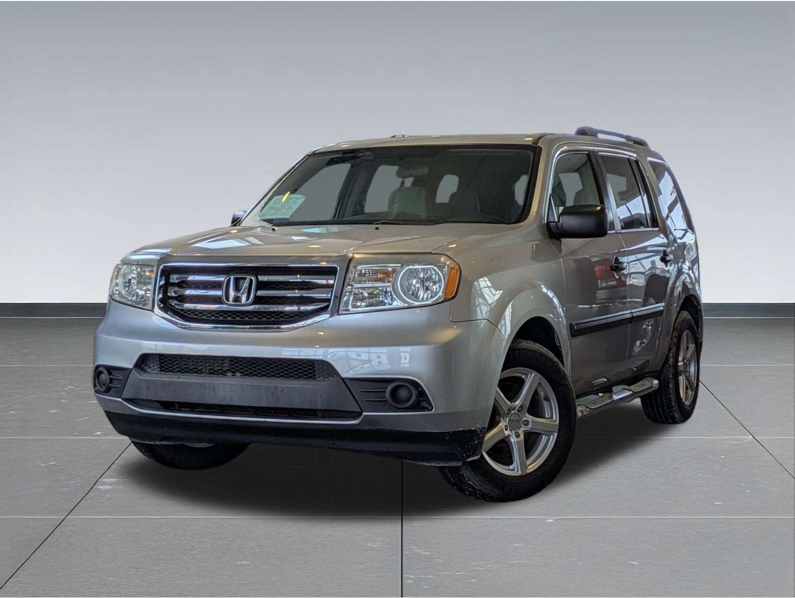 2013 Honda Pilot LX's photo