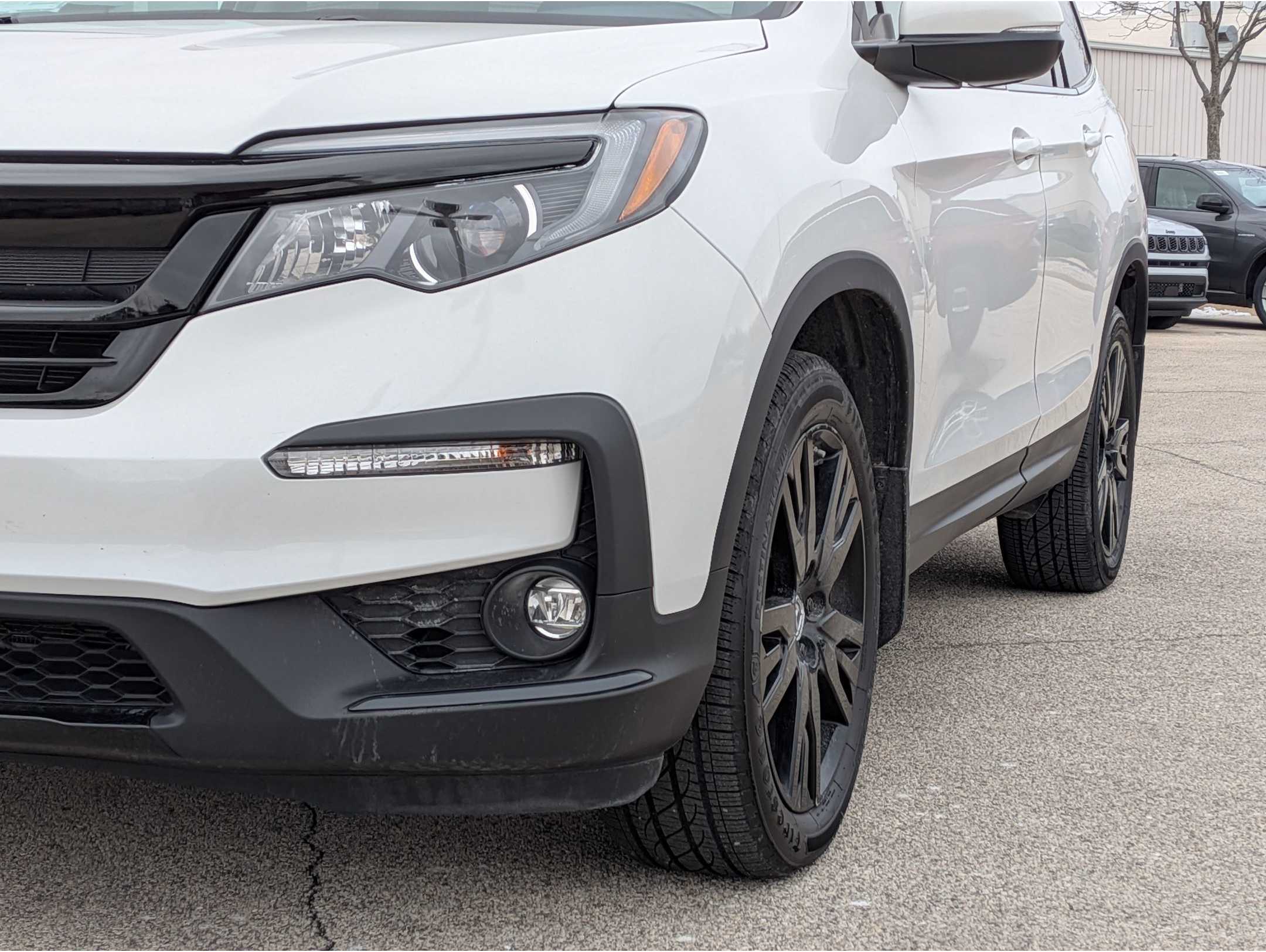 2021 Honda Pilot SE's photo